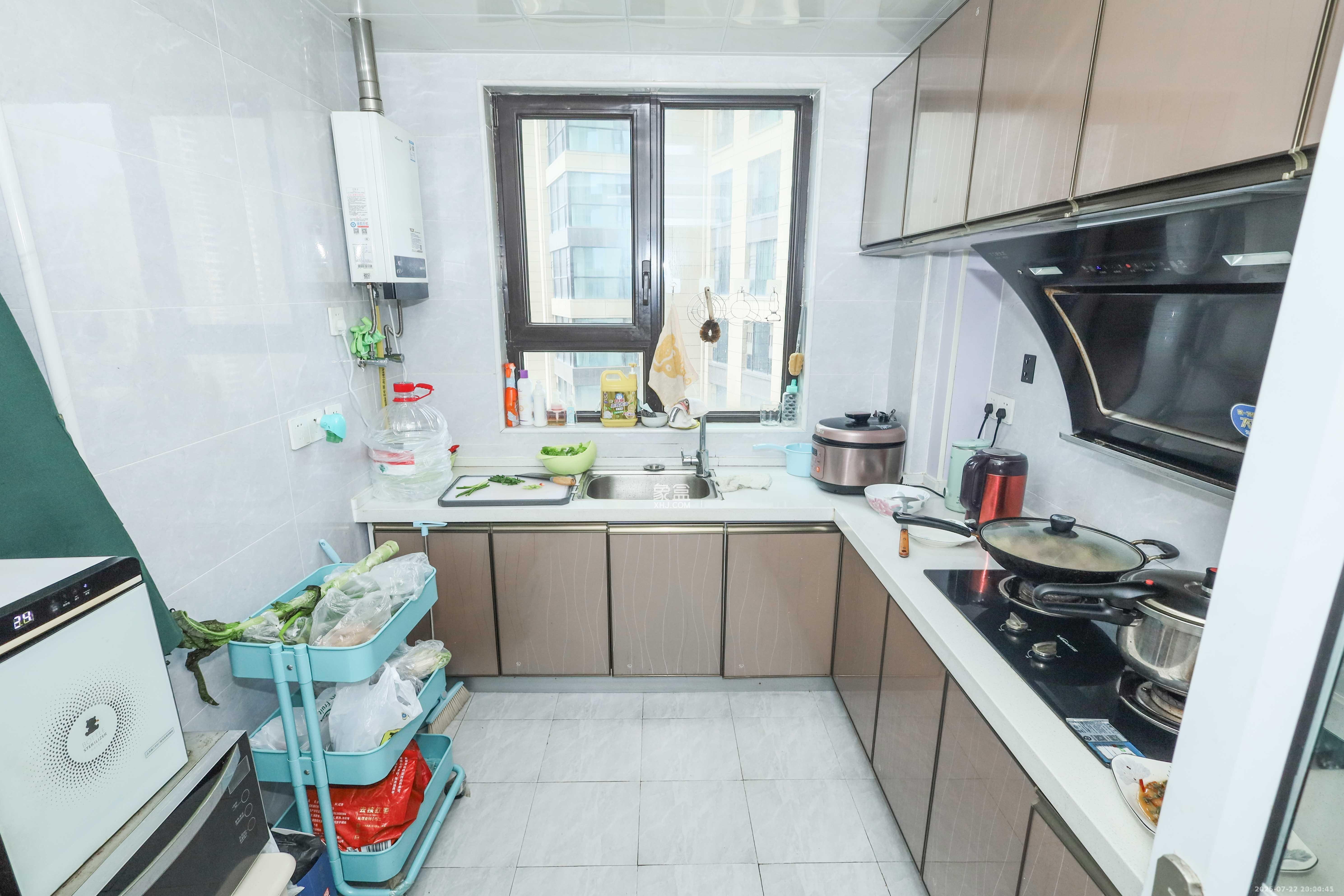 晟通牡丹舸  3室2厅2卫    5000.0元/月室内图