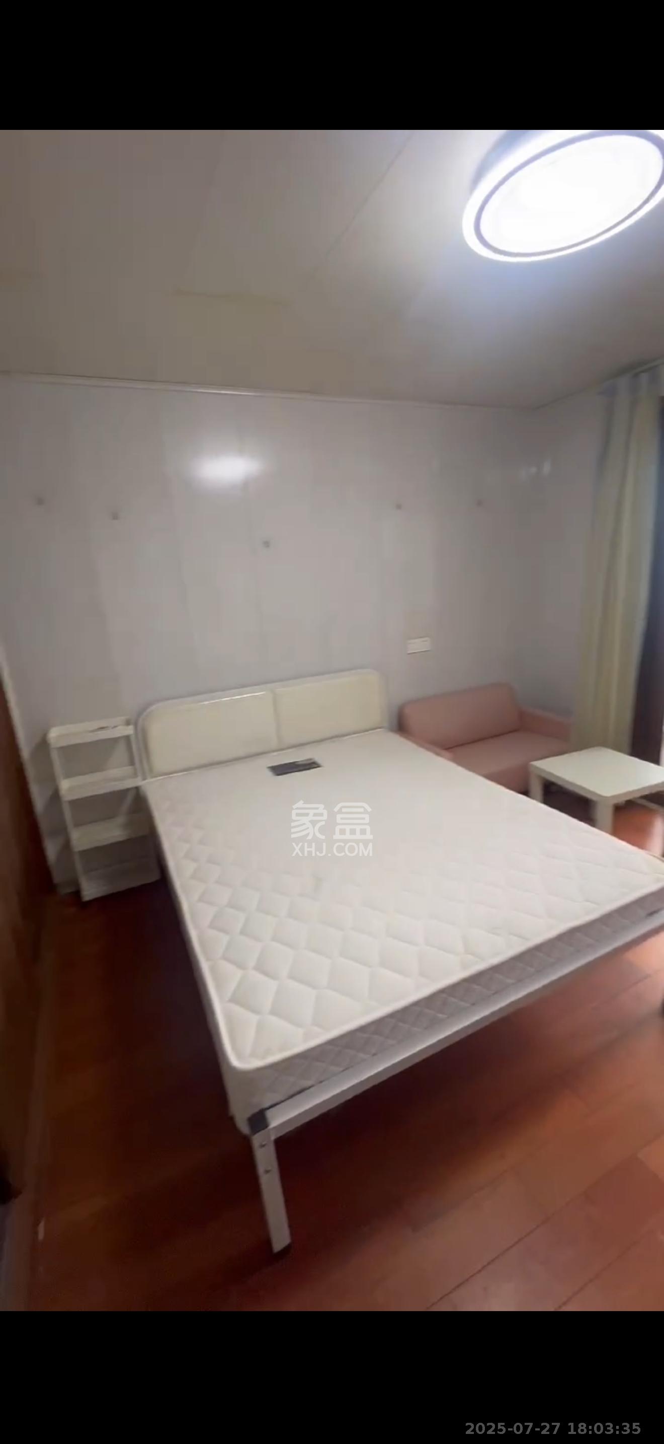 新芙蓉之都 1室1厅1卫 1600.0元/月 新芙蓉之都 1室1厅1卫 1600.0元/月室内图