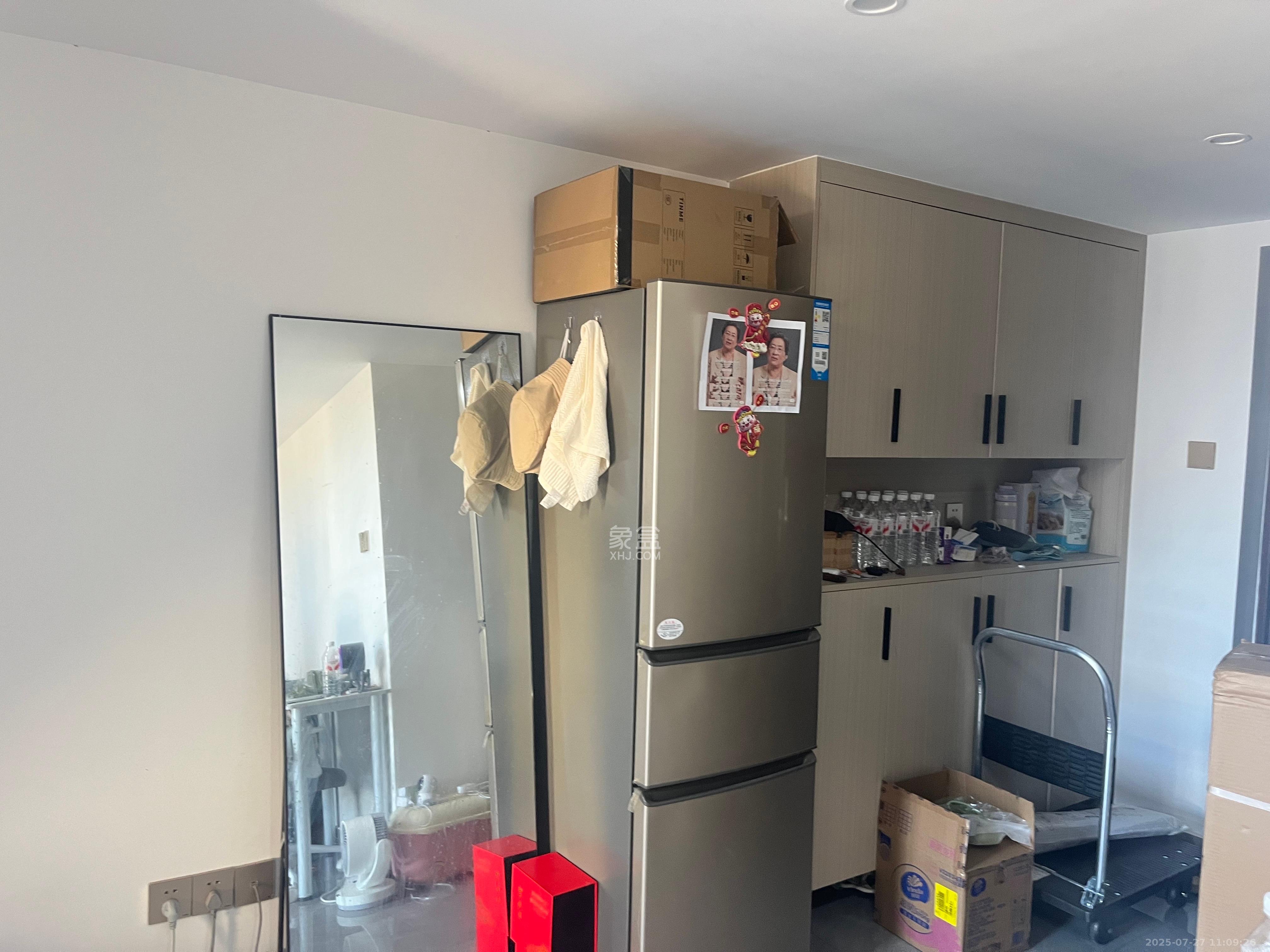 天麓轻奢国际 1室1厅1卫 1800.0元/月 天麓轻奢国际 1室1厅1卫 1800.0元/月室内图