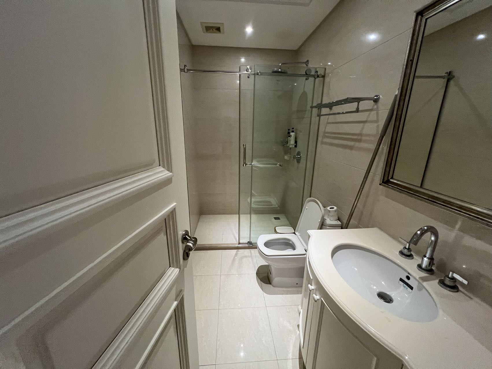 龙墅湾  6室4厅3卫    30000.0元/月 龙墅湾  6室4厅3卫    30000.0元/月室内图