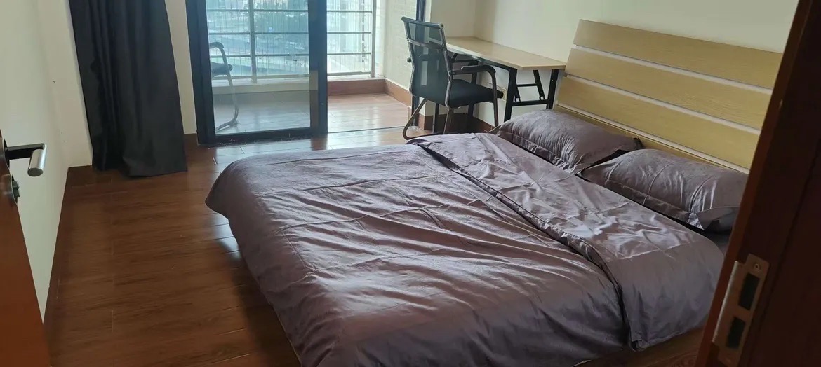 滨江海岸二期  4室2厅1卫   5500.00元/月室内图