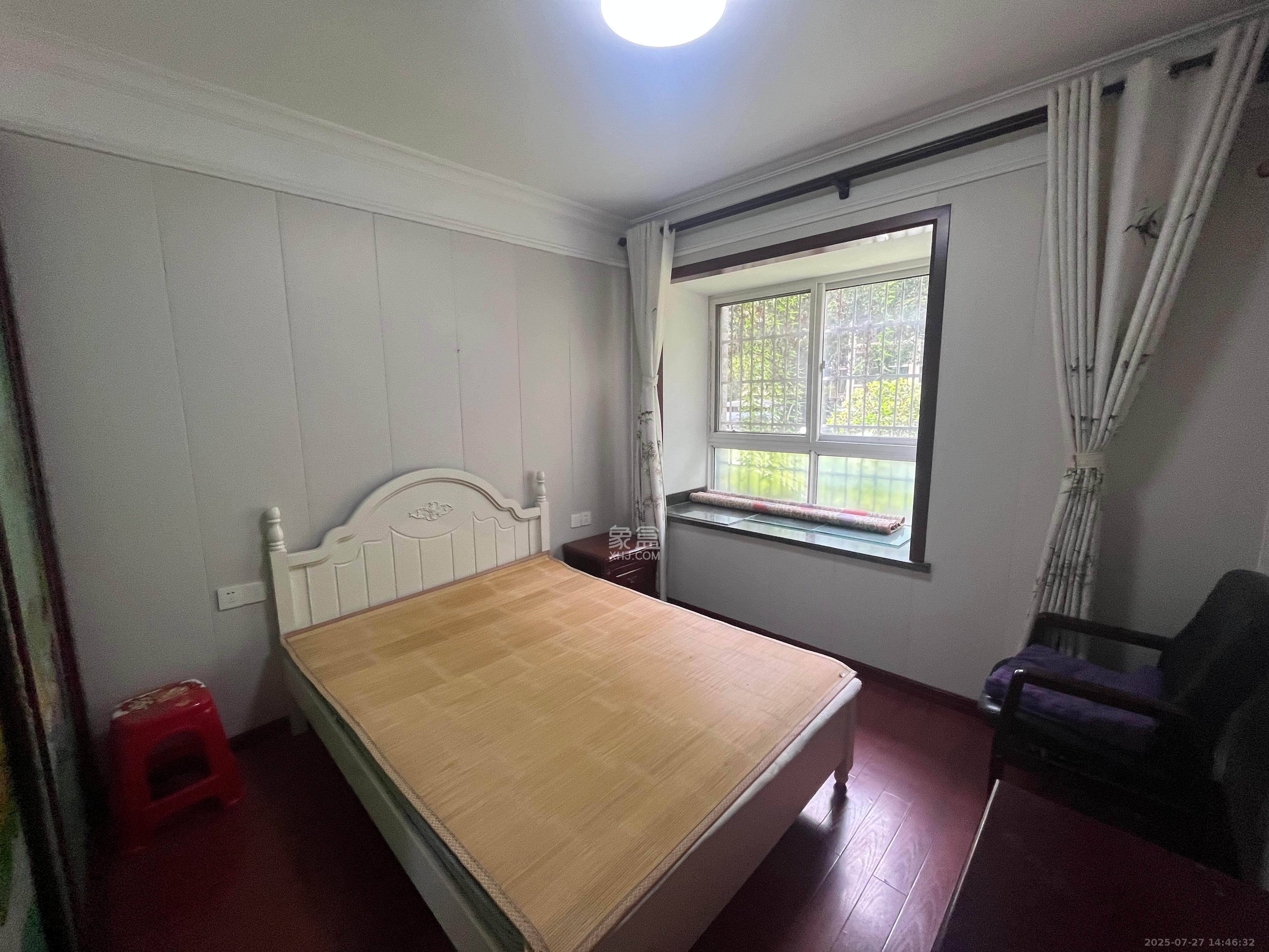 嘉盛华庭(一期、二期、三期) 1室2厅1卫 3000.0元/月 嘉盛华庭(一期、二期、三期) 1室2厅1卫 3000.0元/月室内图