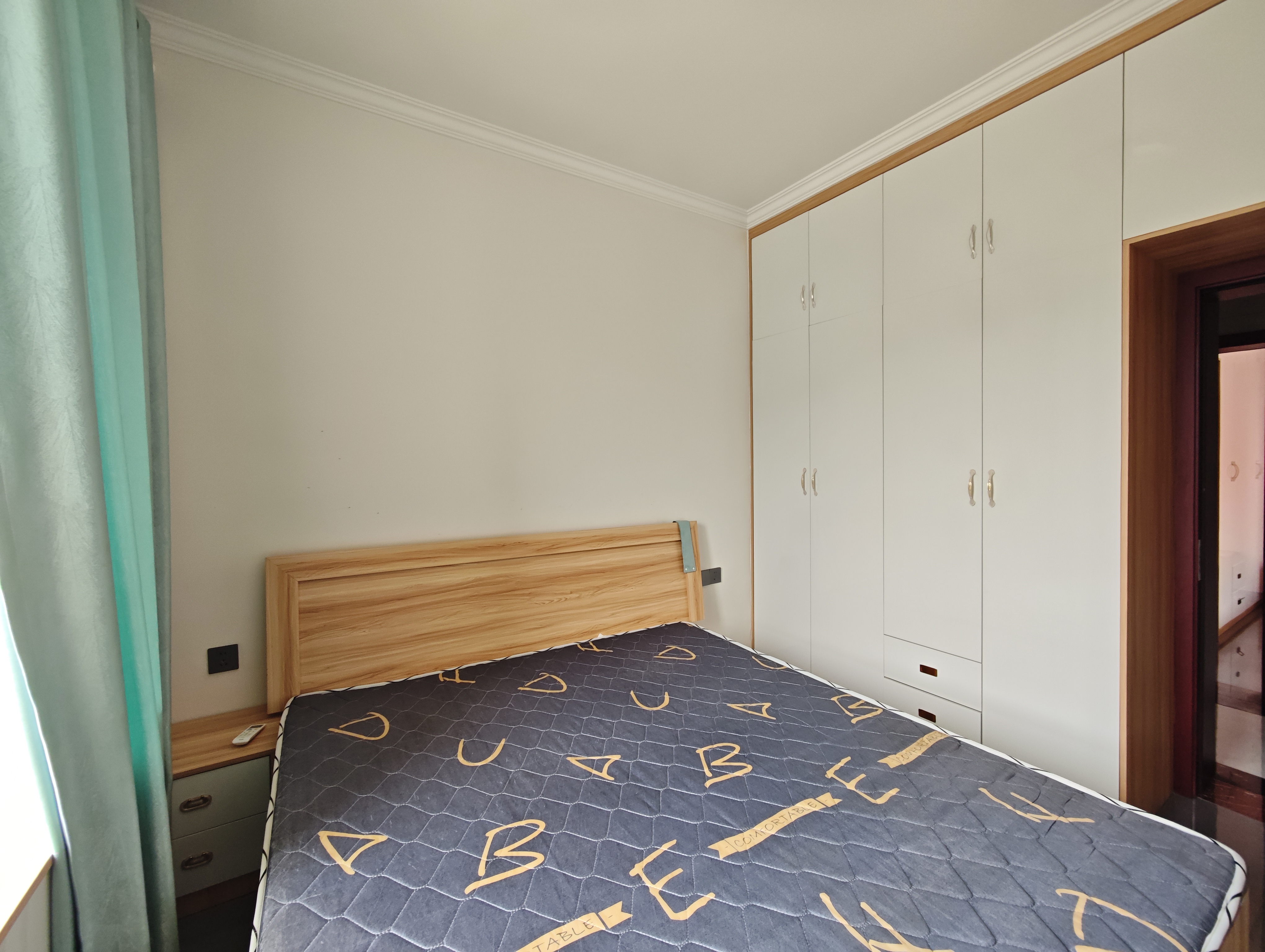 江溪安置小区  3室2厅1卫    1300.0元/月室内图