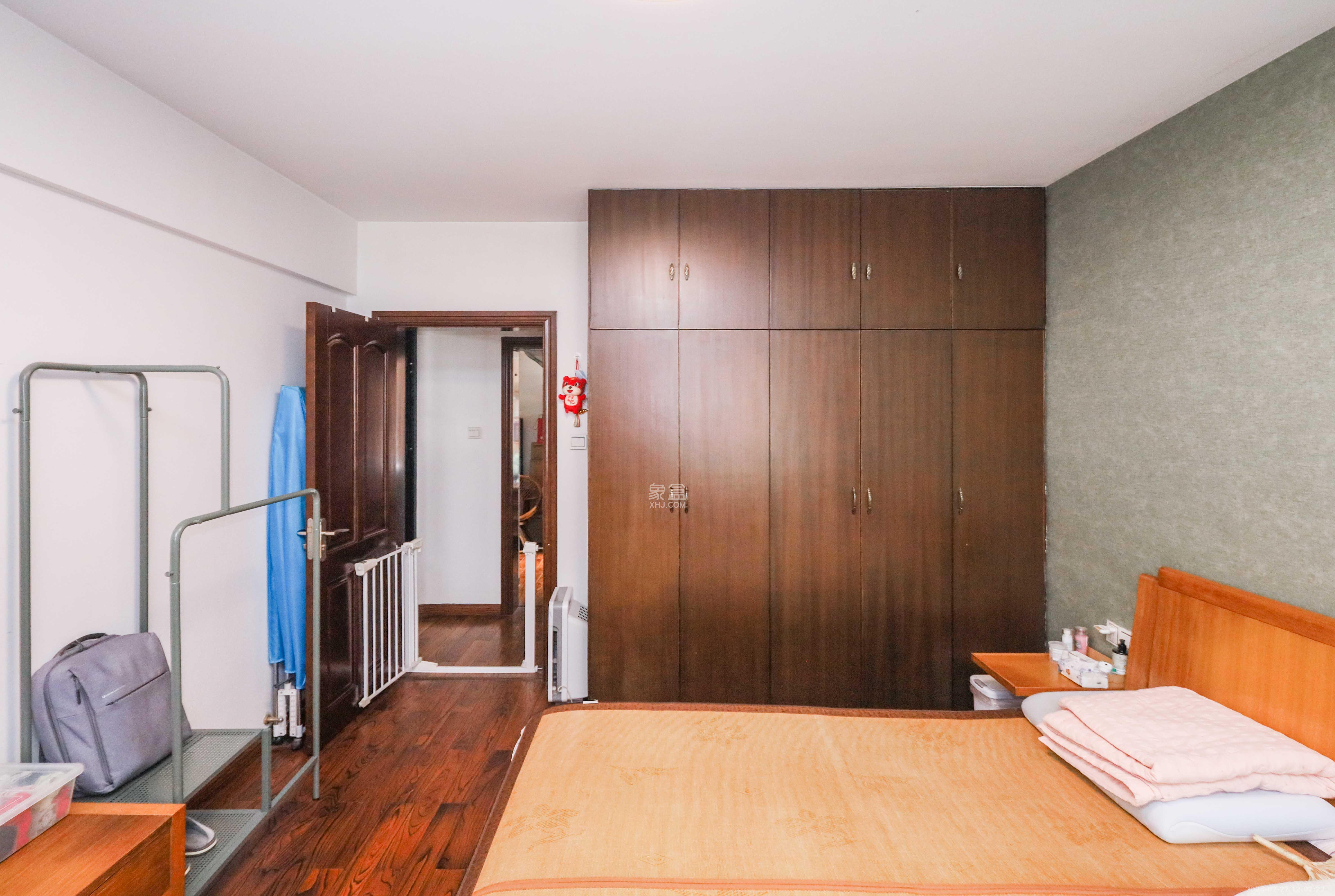 润芳园 1室1厅1卫 45.0万 润芳园 1室1厅1卫 45.0万卧室