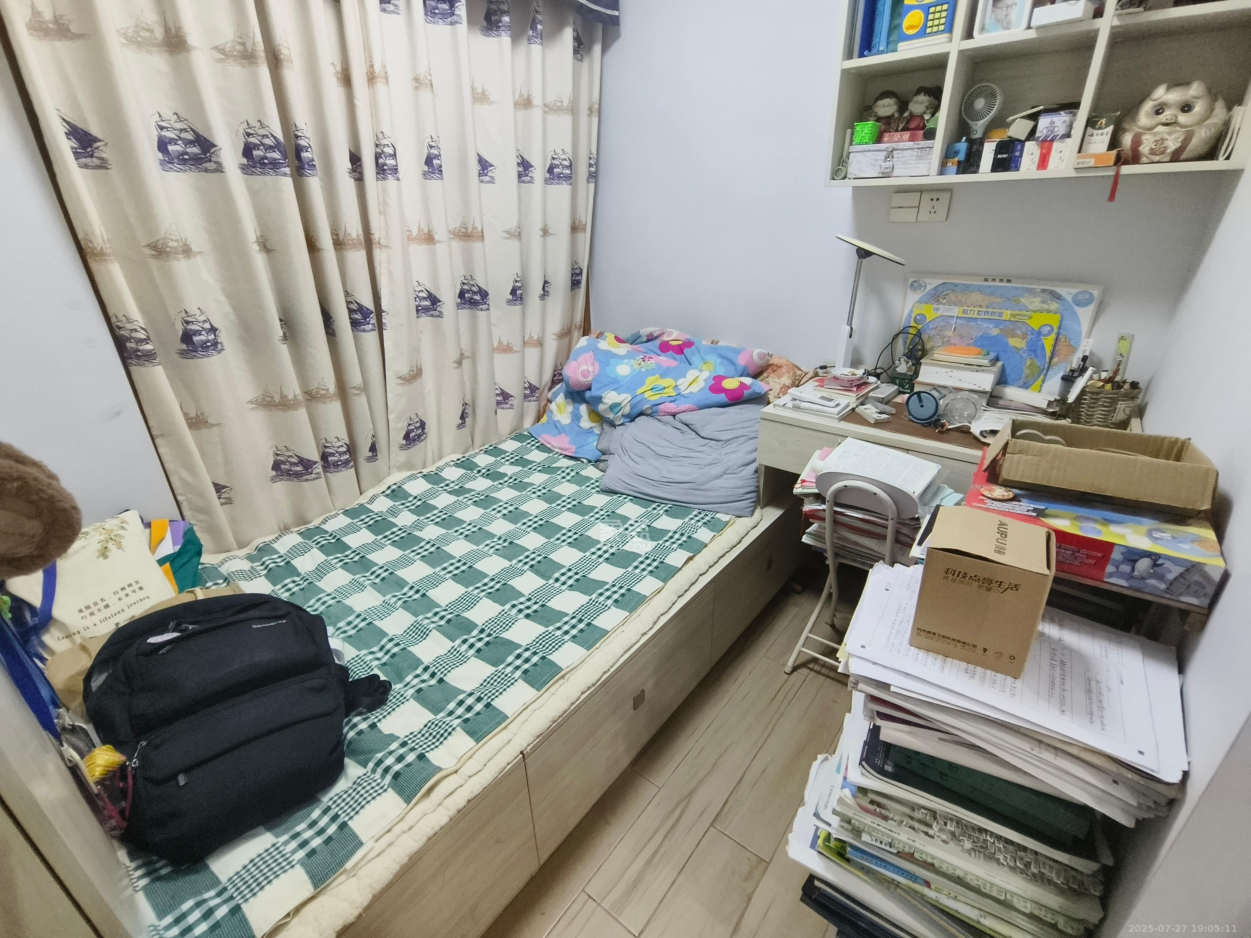 梅溪鑫苑名家  3室2厅1卫   2700.00元/月室内图