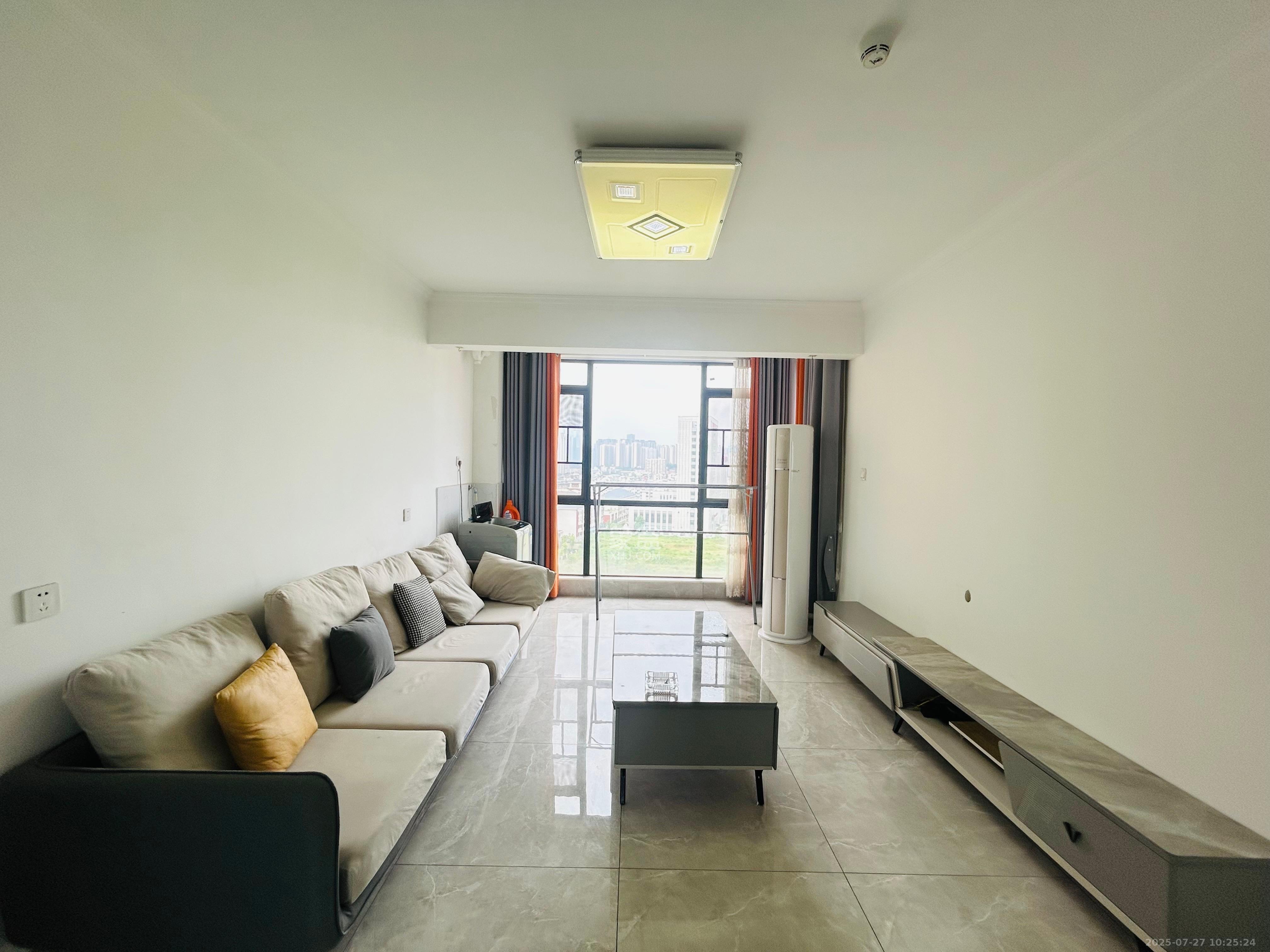 振业城三期 3室2厅1卫 2600.0元/月 振业城三期 3室2厅1卫 2600.0元/月室内图