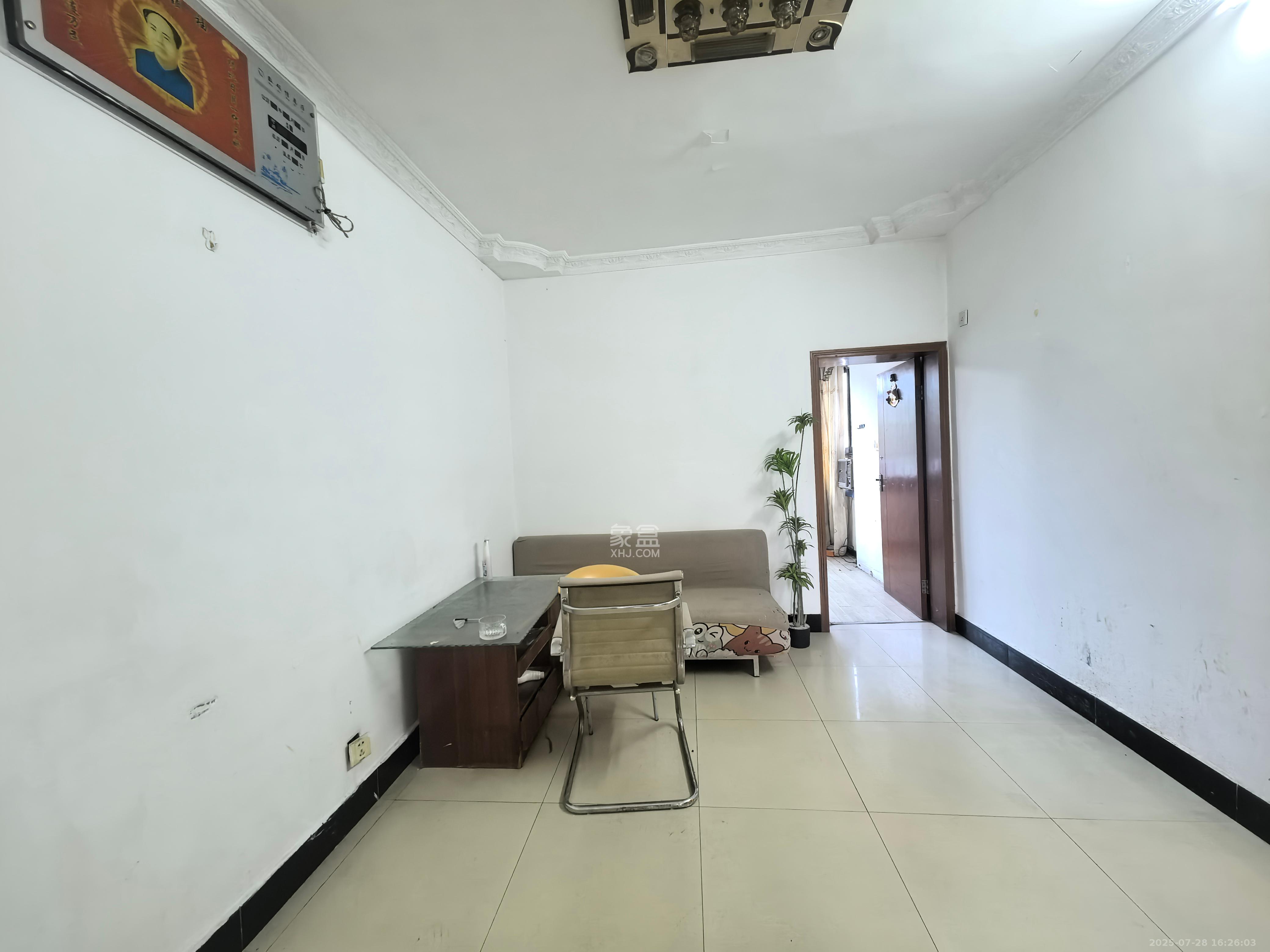 王家垅社区汽电(东风路六条巷) 2室1厅1卫 1000.0元/月 王家垅社区汽电(东风路六条巷) 2室1厅1卫 1000.0元/月室内图