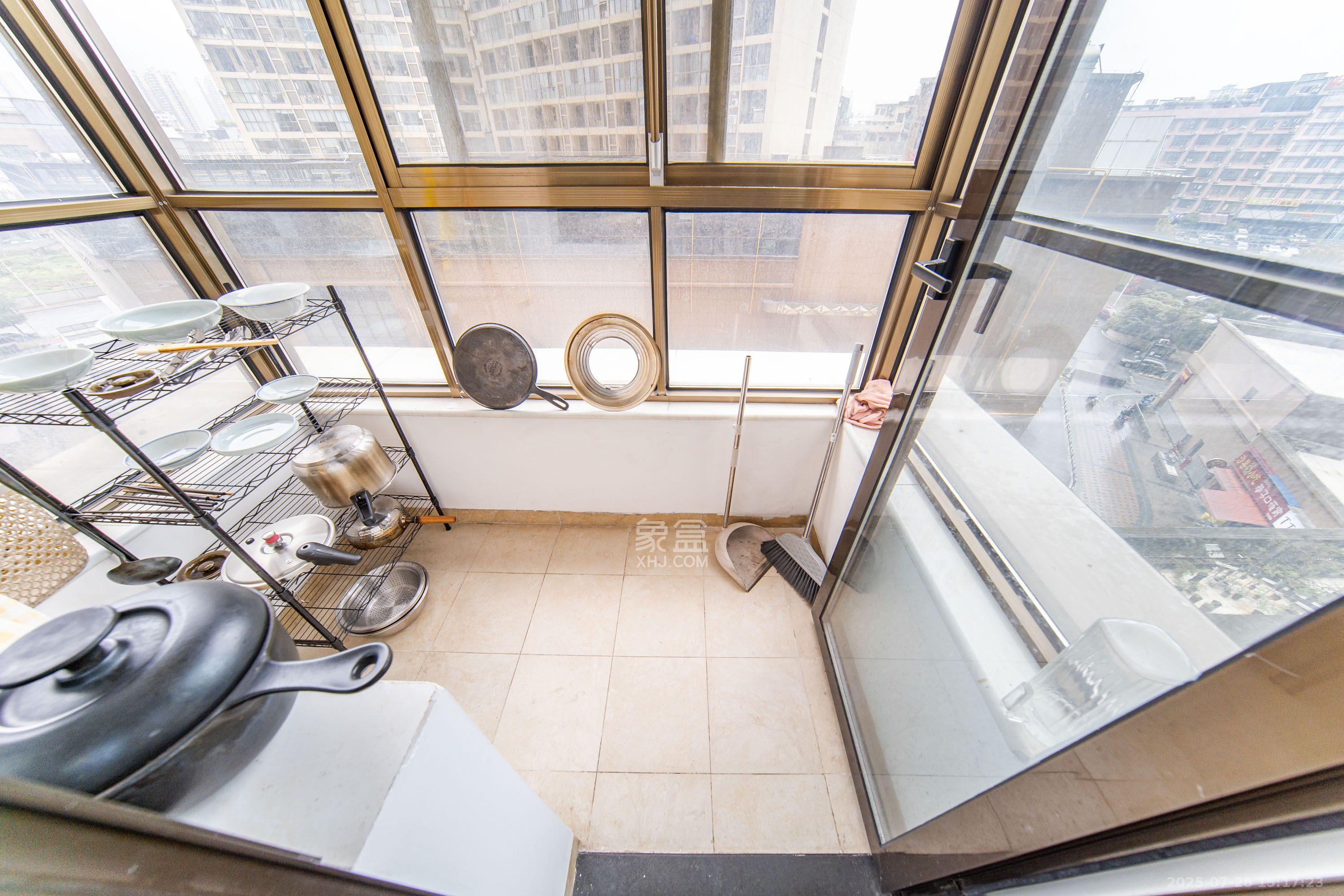 江山帝景哈佛  4室2厅2卫    3000.0元/月 江山帝景哈佛  4室2厅2卫    3000.0元/月室内图