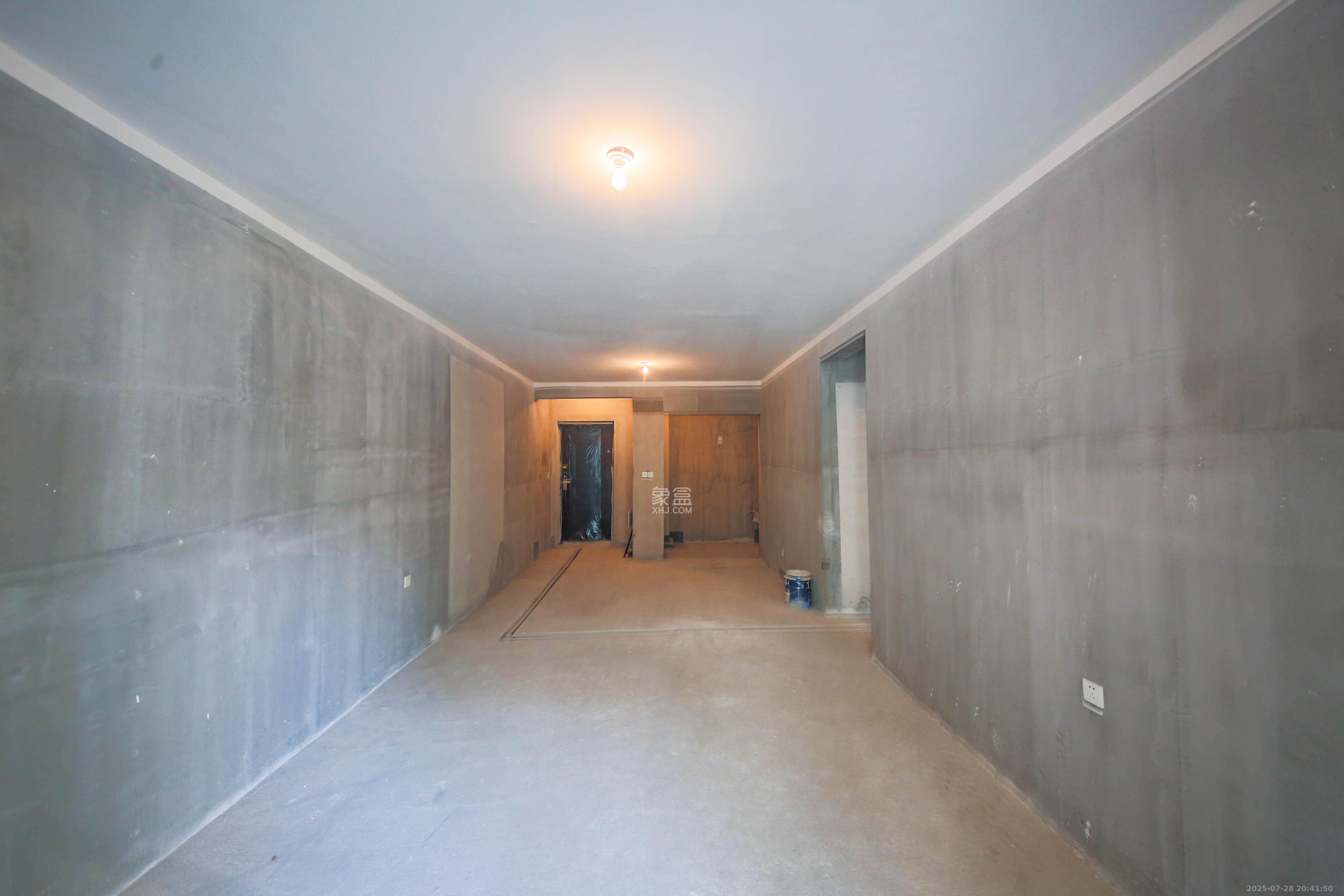 中建钰和城  3室2厅2卫   135.00万