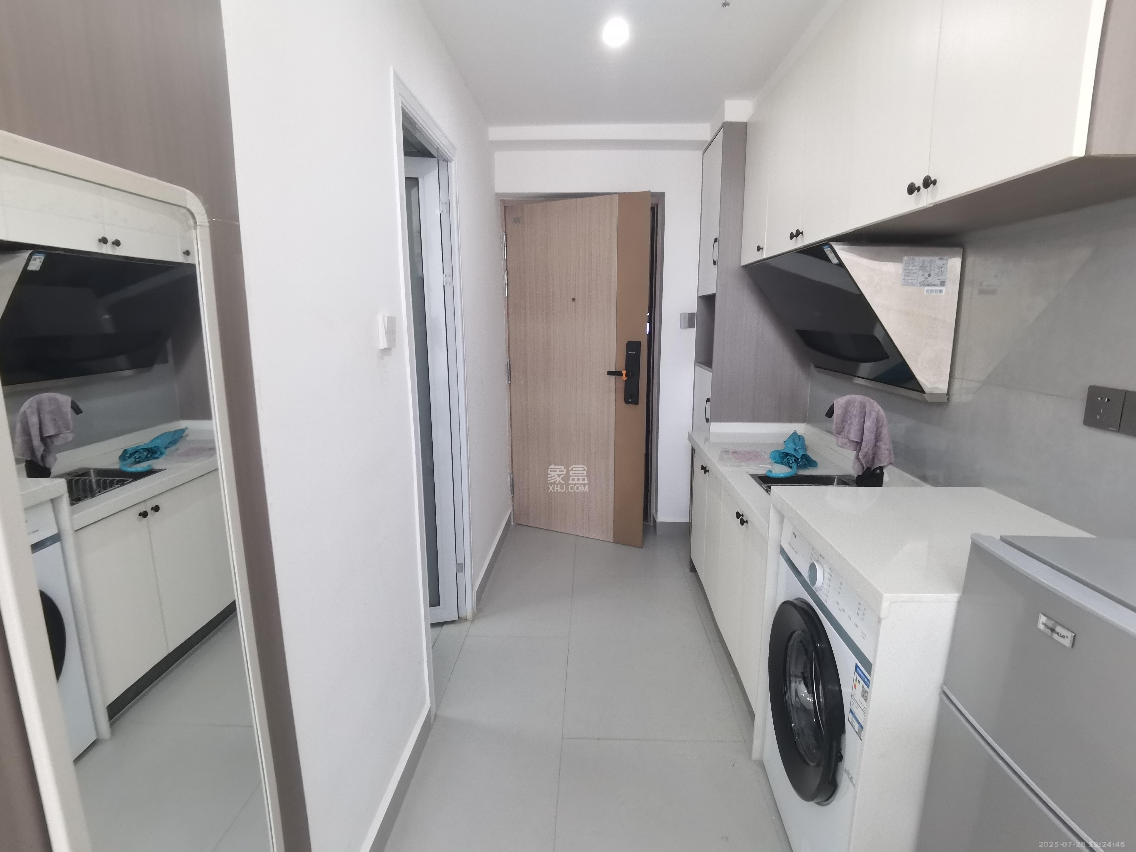 力高凤凰新天  1室1厅1卫    1650.0元/月 力高凤凰新天  1室1厅1卫    1650.0元/月室内图