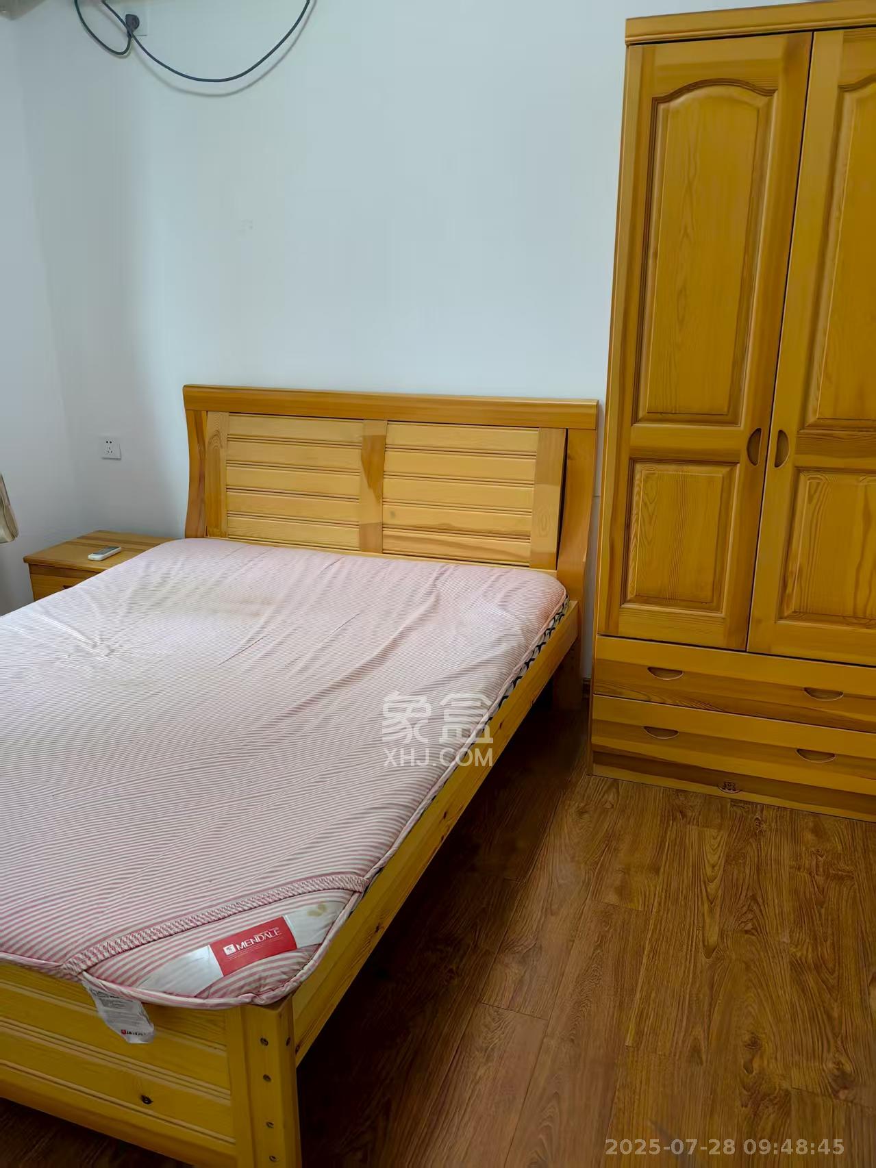 鑫远熙山 4室2厅1卫 2680.0元/月 鑫远熙山 4室2厅1卫 2680.0元/月室内图