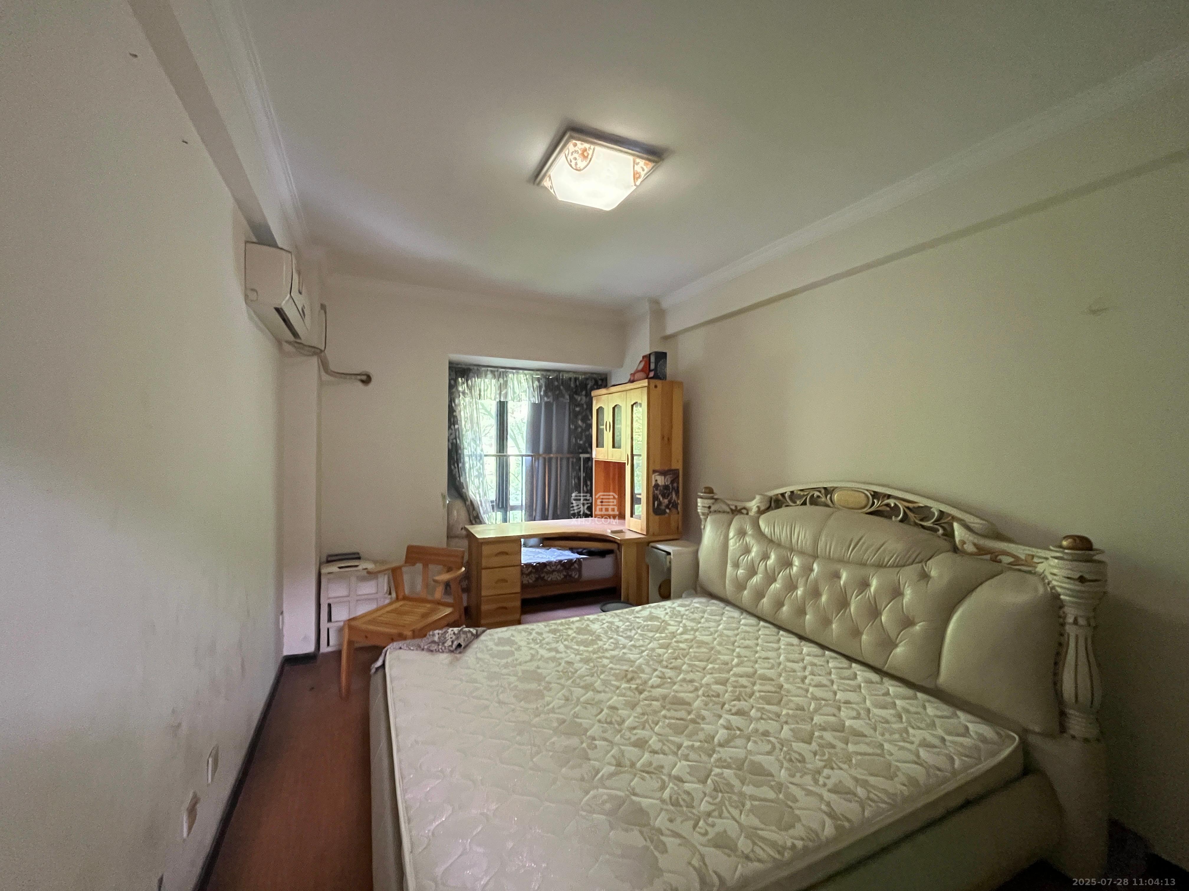 珠江花城二期扶水岸 3室2厅1卫 2300.0元/月 珠江花城二期扶水岸 3室2厅1卫 2300.0元/月室内图