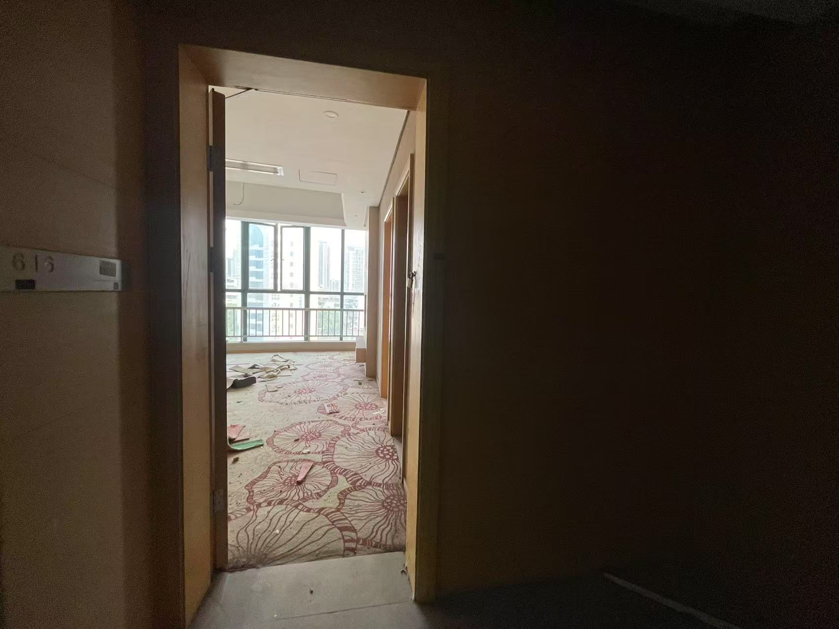 富华商业广场  1室0厅1卫   12.50万室内图