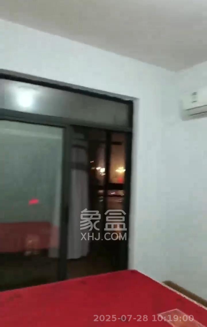 西城龙庭  4室2厅2卫   2800.00元/月室内图