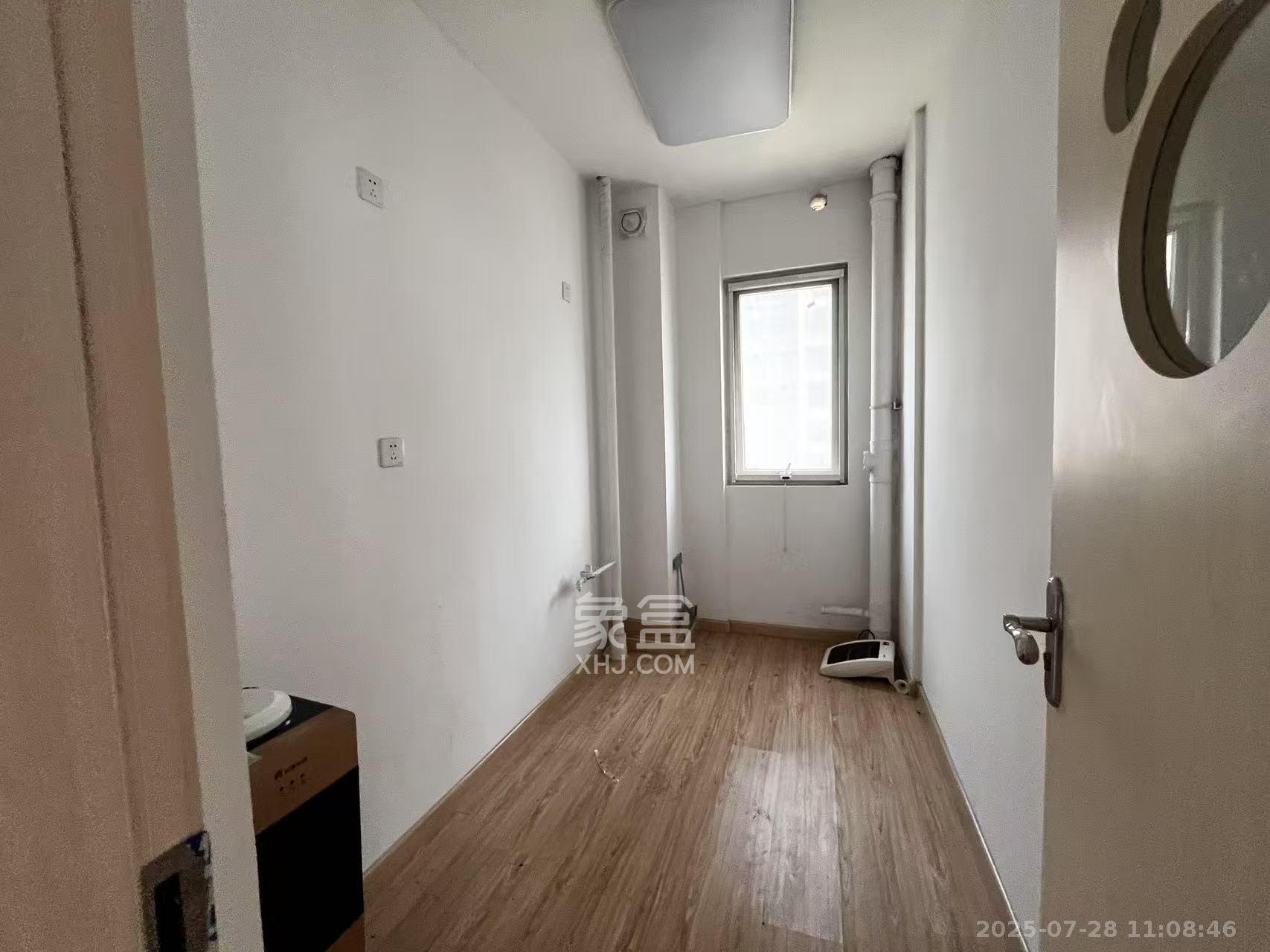 北辰三角洲E7区  4室1厅2卫    3500.0元/月 北辰三角洲E7区  4室1厅2卫    3500.0元/月室内图