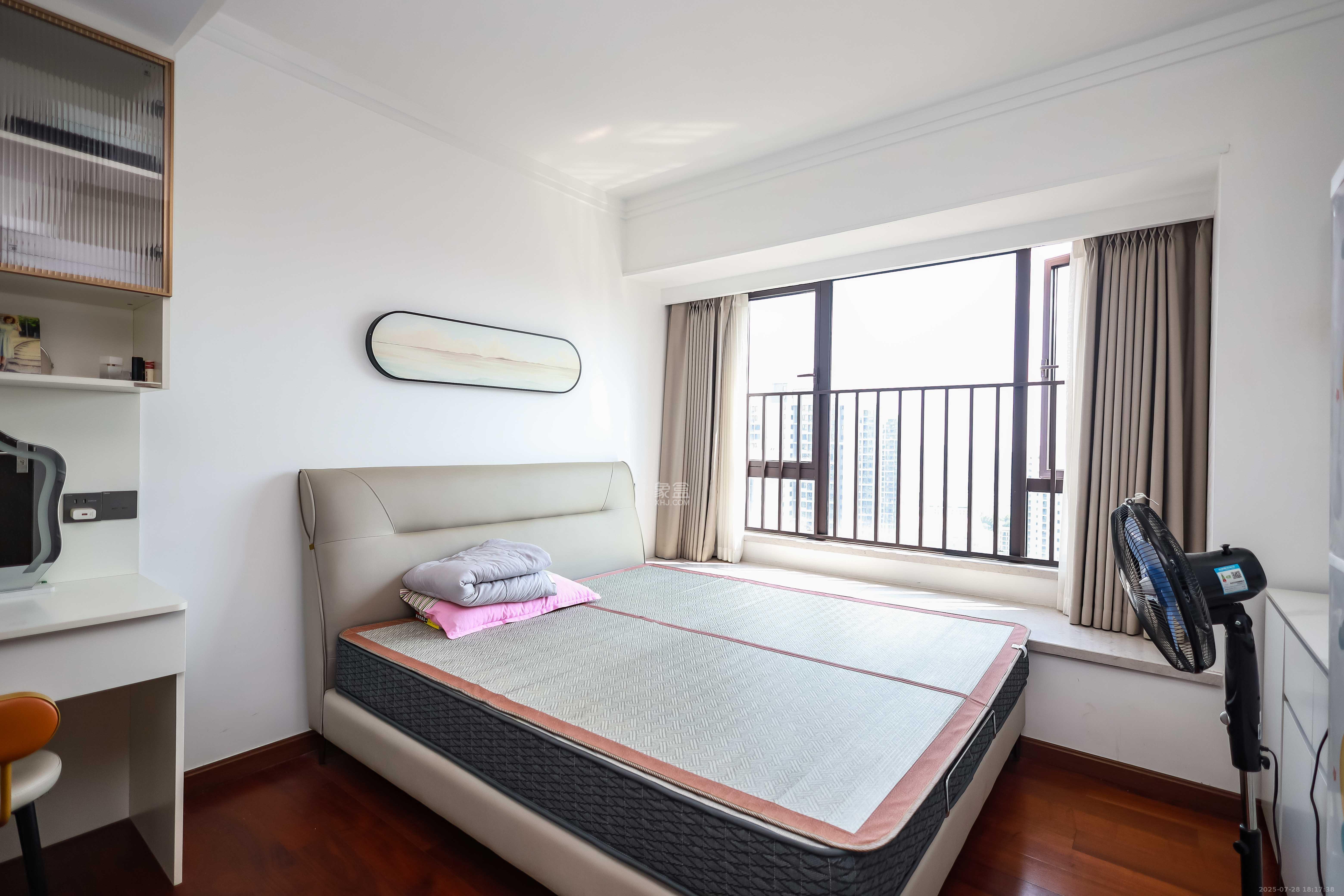 长沙美的麓府 4室2厅2卫 118.0万 长沙美的麓府 4室2厅2卫 118.0万卧室