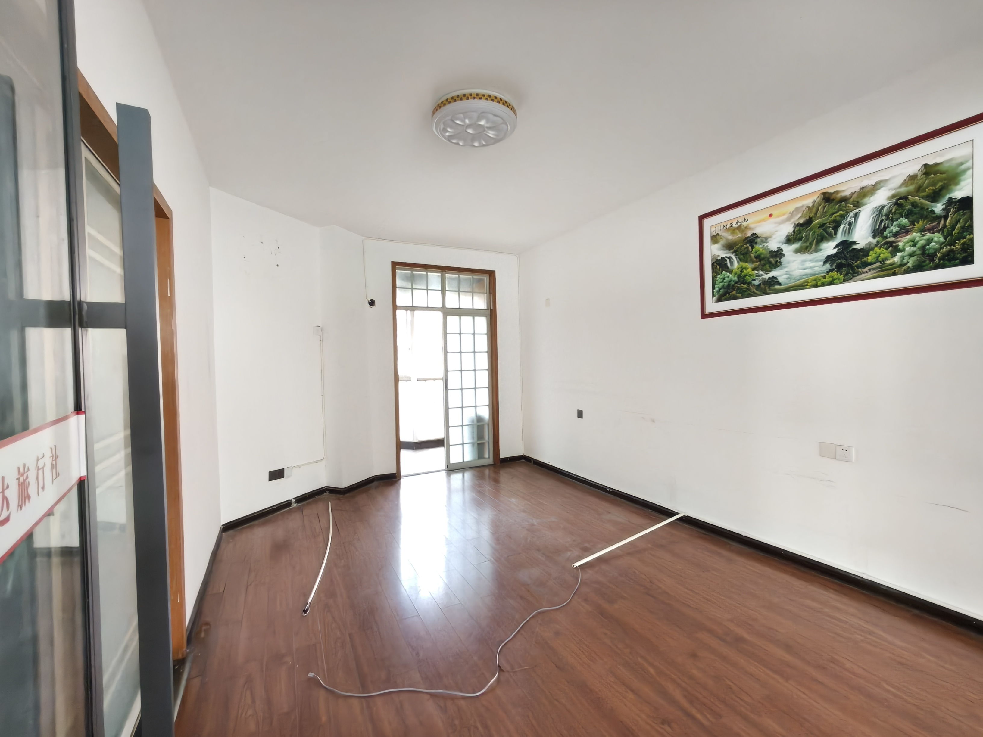 紫薇苑  4室2厅2卫    77.0万客厅