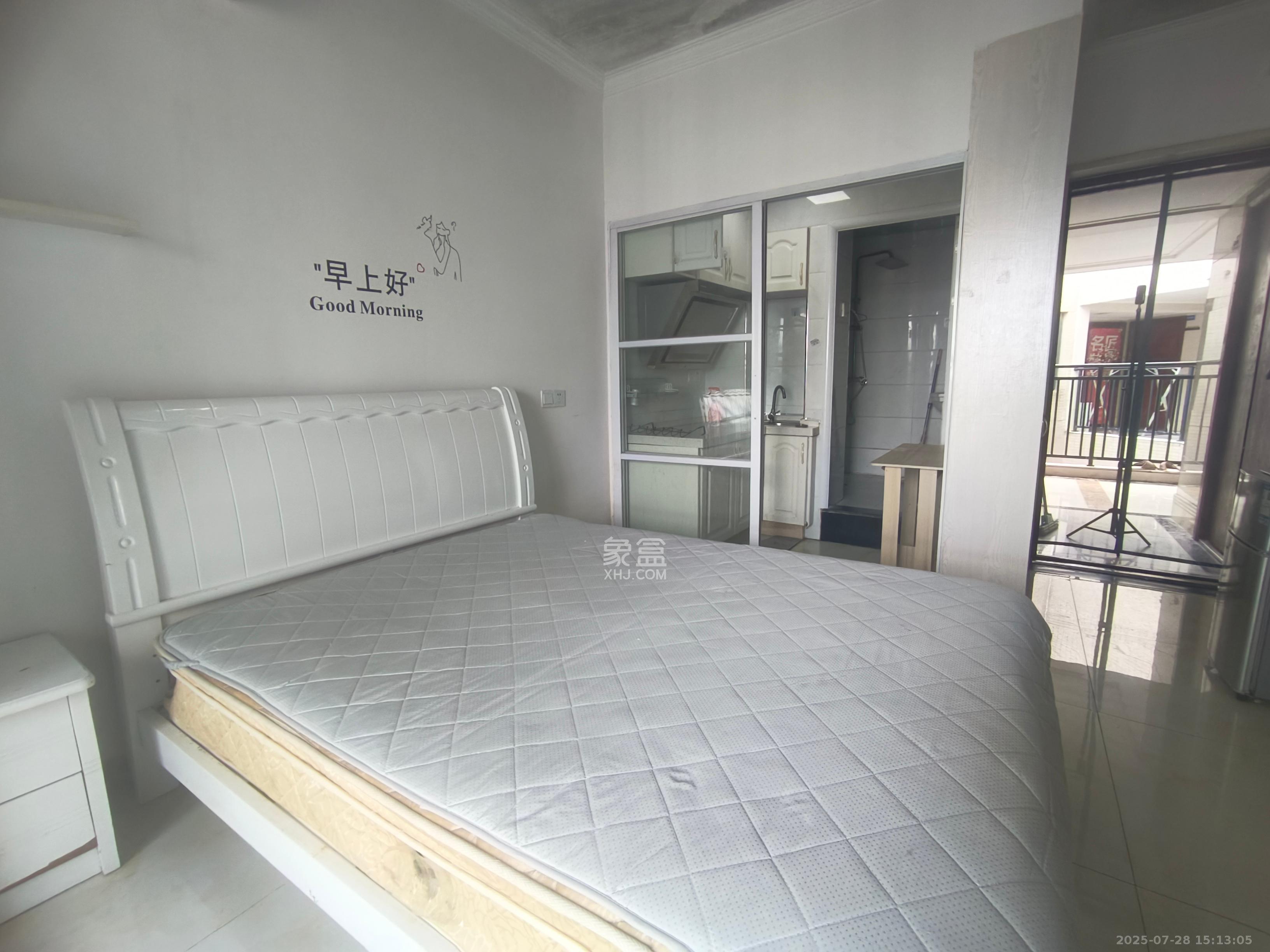 达美D6区  1室1厅1卫    1300.0元/月室内图