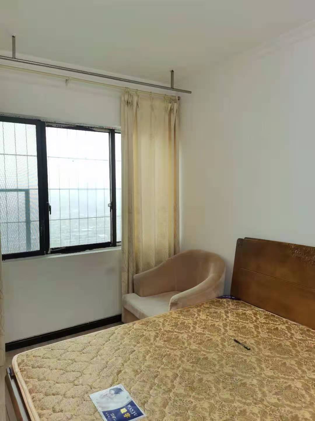 汇景花园 1室1厅1卫 800.0元/月 汇景花园 1室1厅1卫 800.0元/月室内图