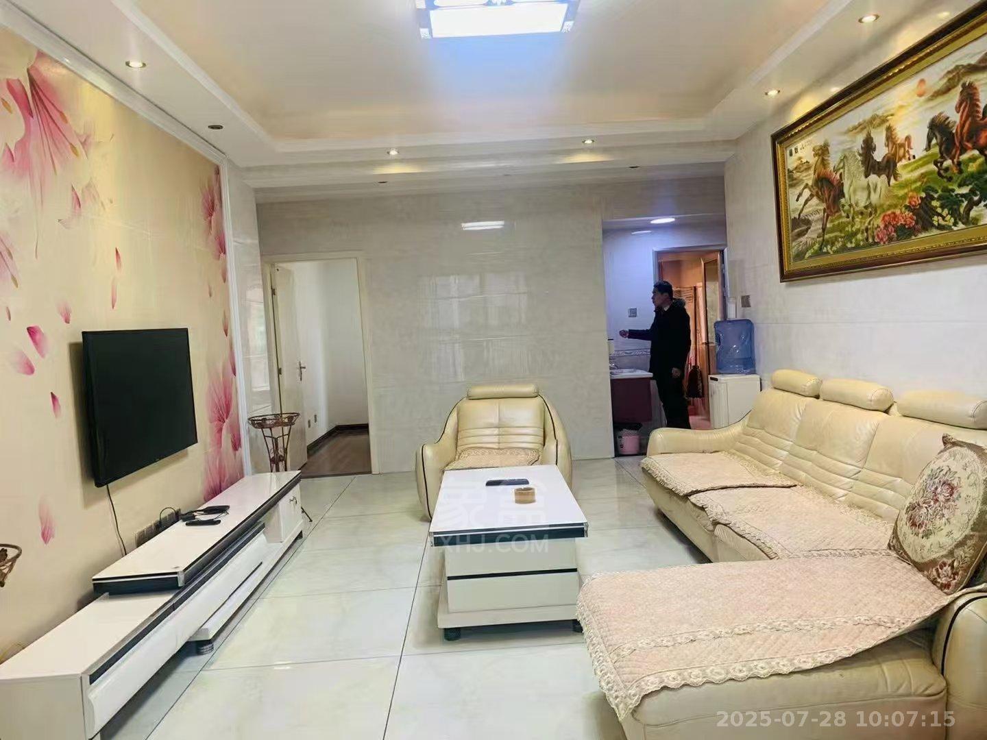 金碧花园  3室2厅2卫    2200.0元/月 金碧花园  3室2厅2卫    2200.0元/月室内图