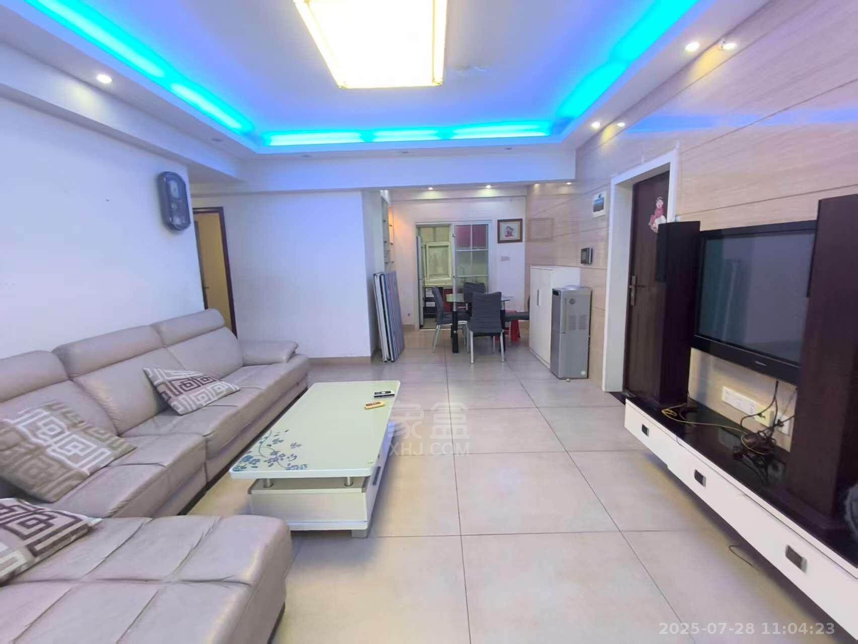 九天国际  3室2厅2卫    2400.0元/月 九天国际  3室2厅2卫    2400.0元/月室内图1