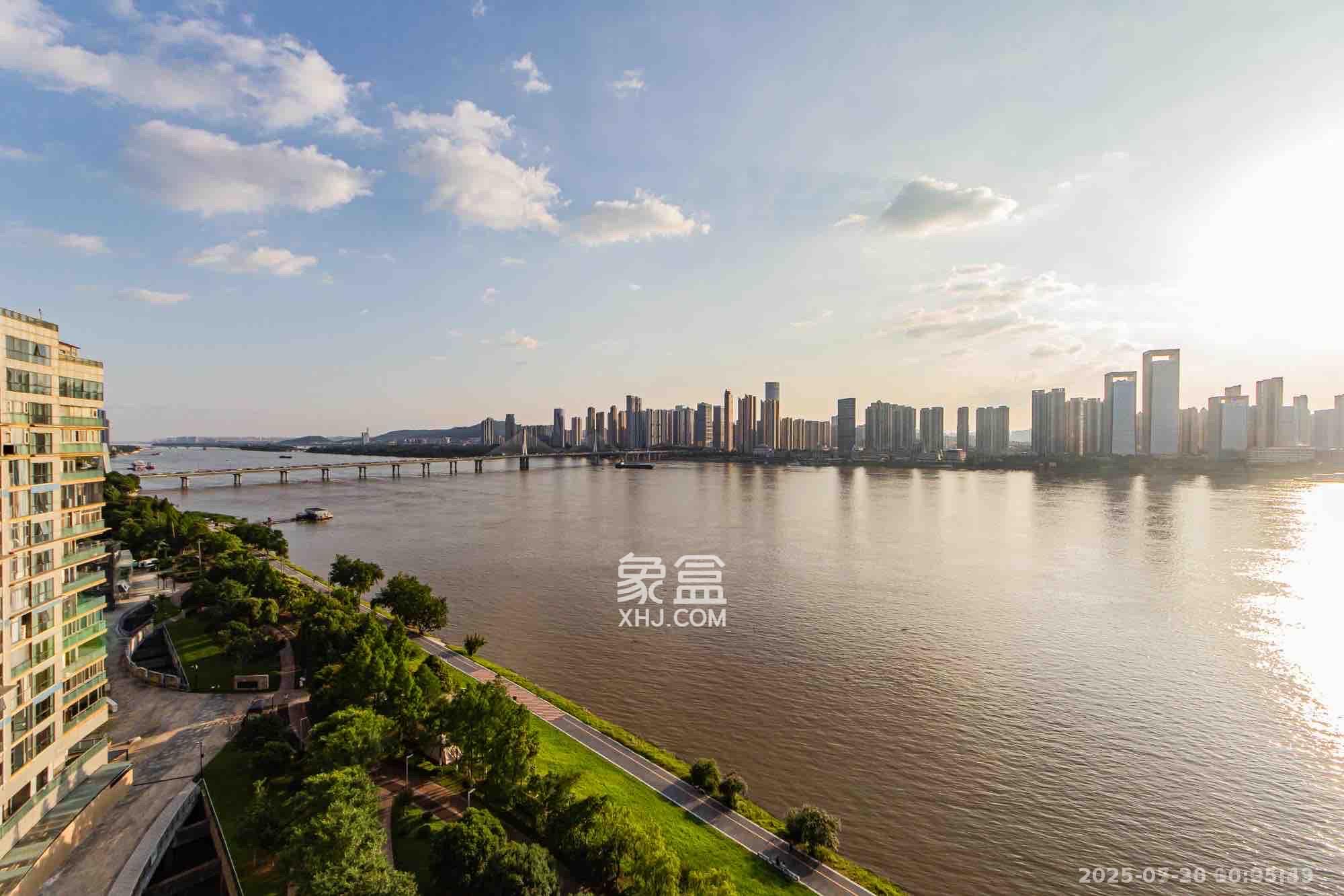 北辰定江洋  3室2厅2卫    8000.0元/月 北辰定江洋  3室2厅2卫    8000.0元/月室内图