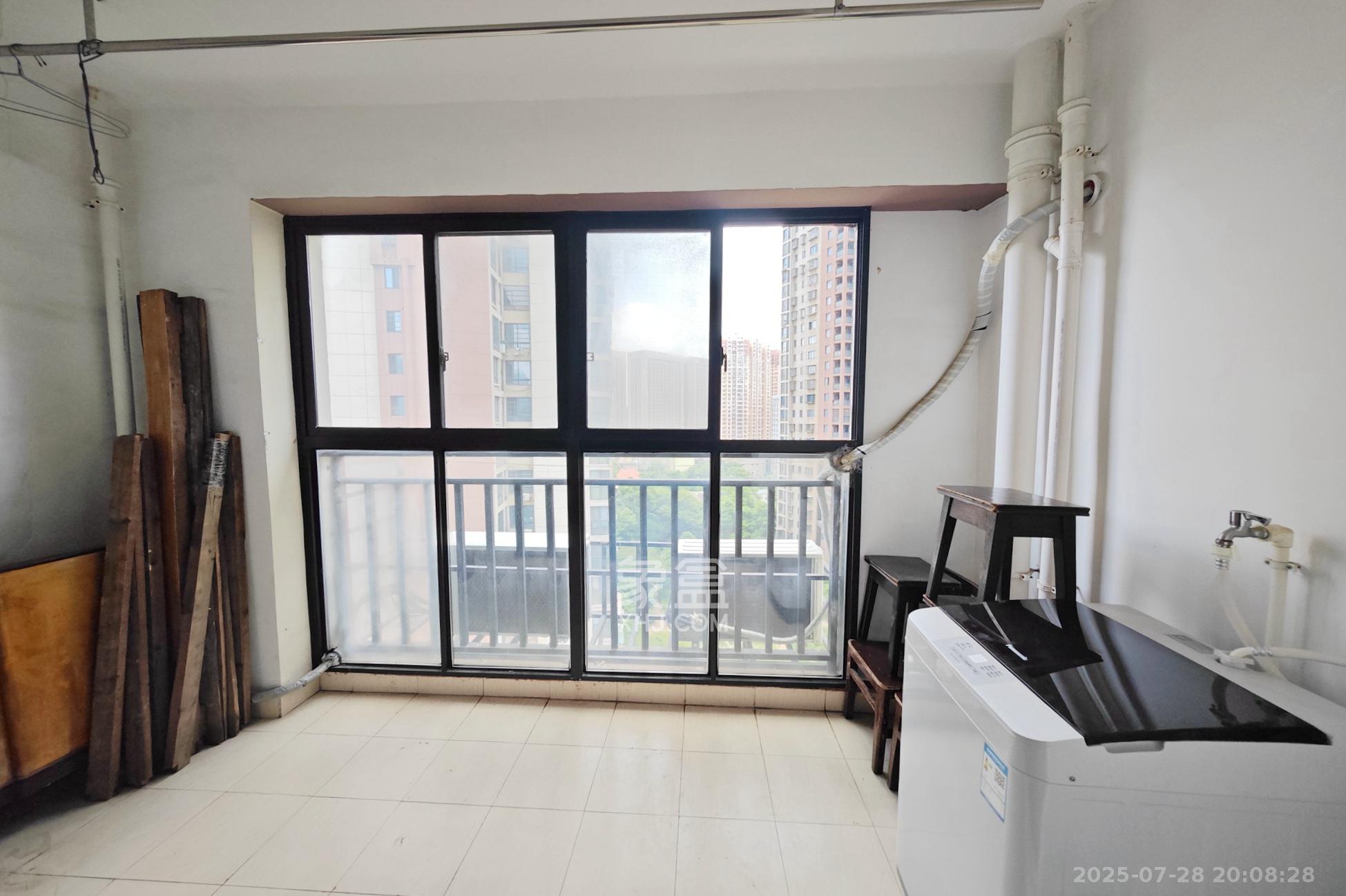 惠民景园(惠民锦园)  2室2厅1卫    50.0万 惠民景园(惠民锦园)  2室2厅1卫    50.0万阳台