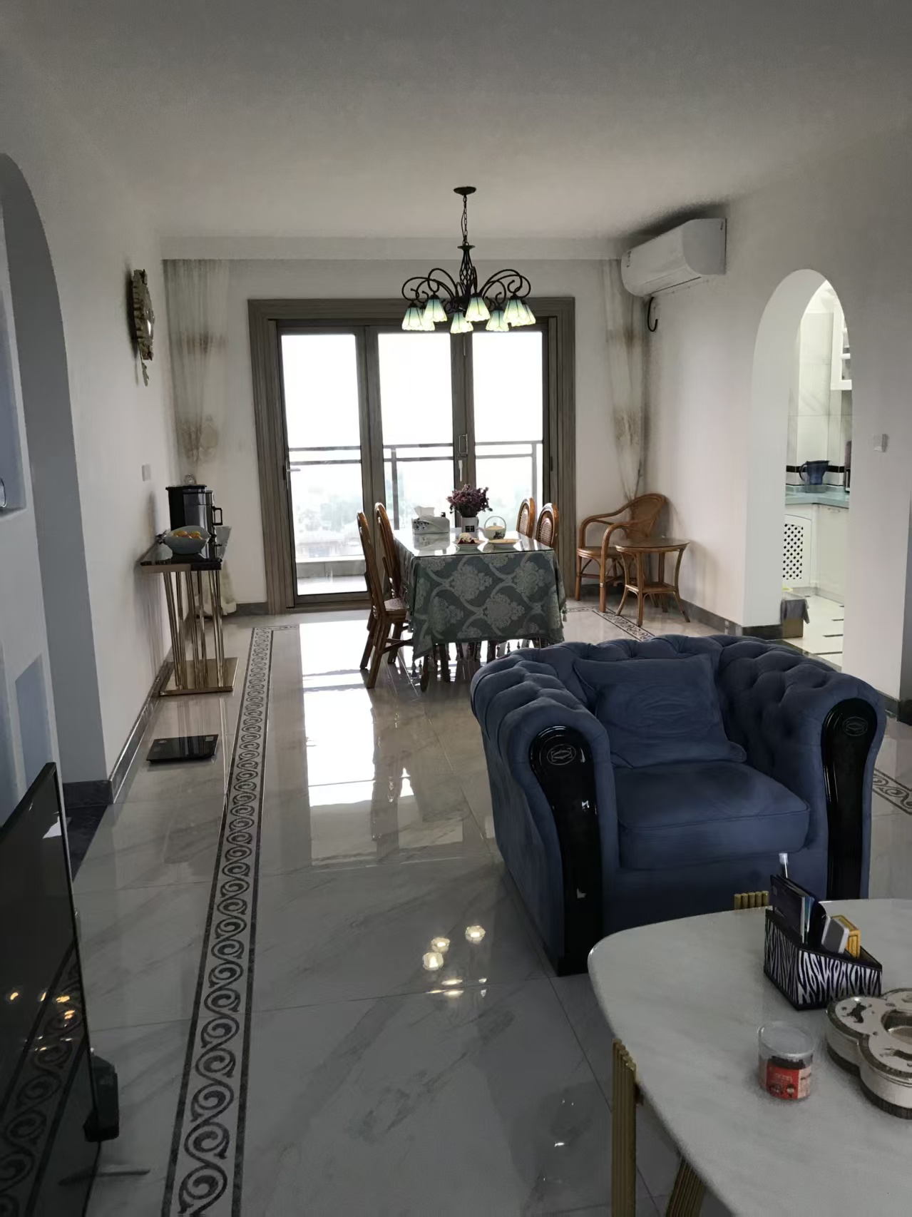 耀江西岸公馆 3室2厅2卫 3000.0元/月 耀江西岸公馆 3室2厅2卫 3000.0元/月室内图