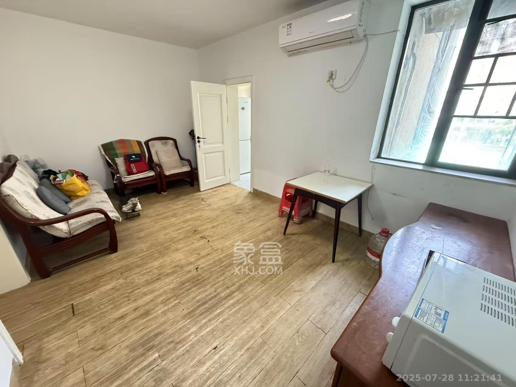 周南中学宿舍 2室1厅1卫 2600.0元/月 周南中学宿舍 2室1厅1卫 2600.0元/月室内图