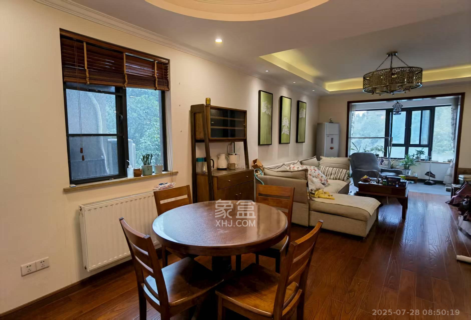 湘域熙岸 3室2厅2卫 4200.0元/月 湘域熙岸 3室2厅2卫 4200.0元/月室内图