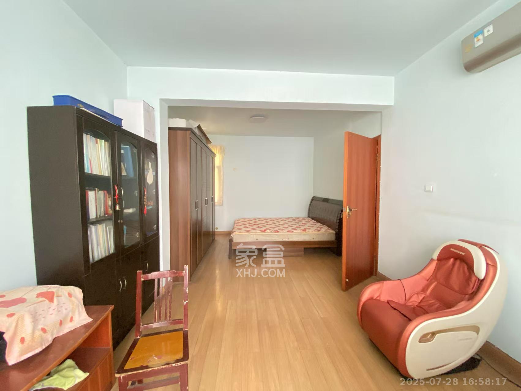 美林景园 4室2厅2卫 3000.0元/月 美林景园 4室2厅2卫 3000.0元/月室内图