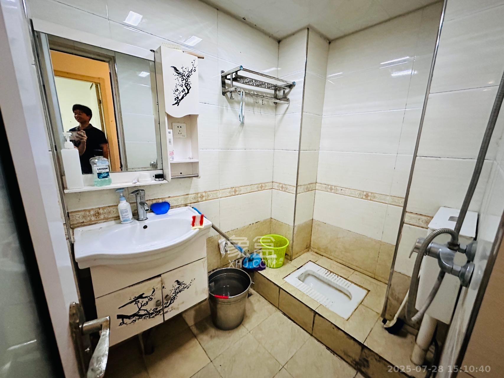 蓝湾国际广场  2室1厅1卫    2300.0元/月室内图