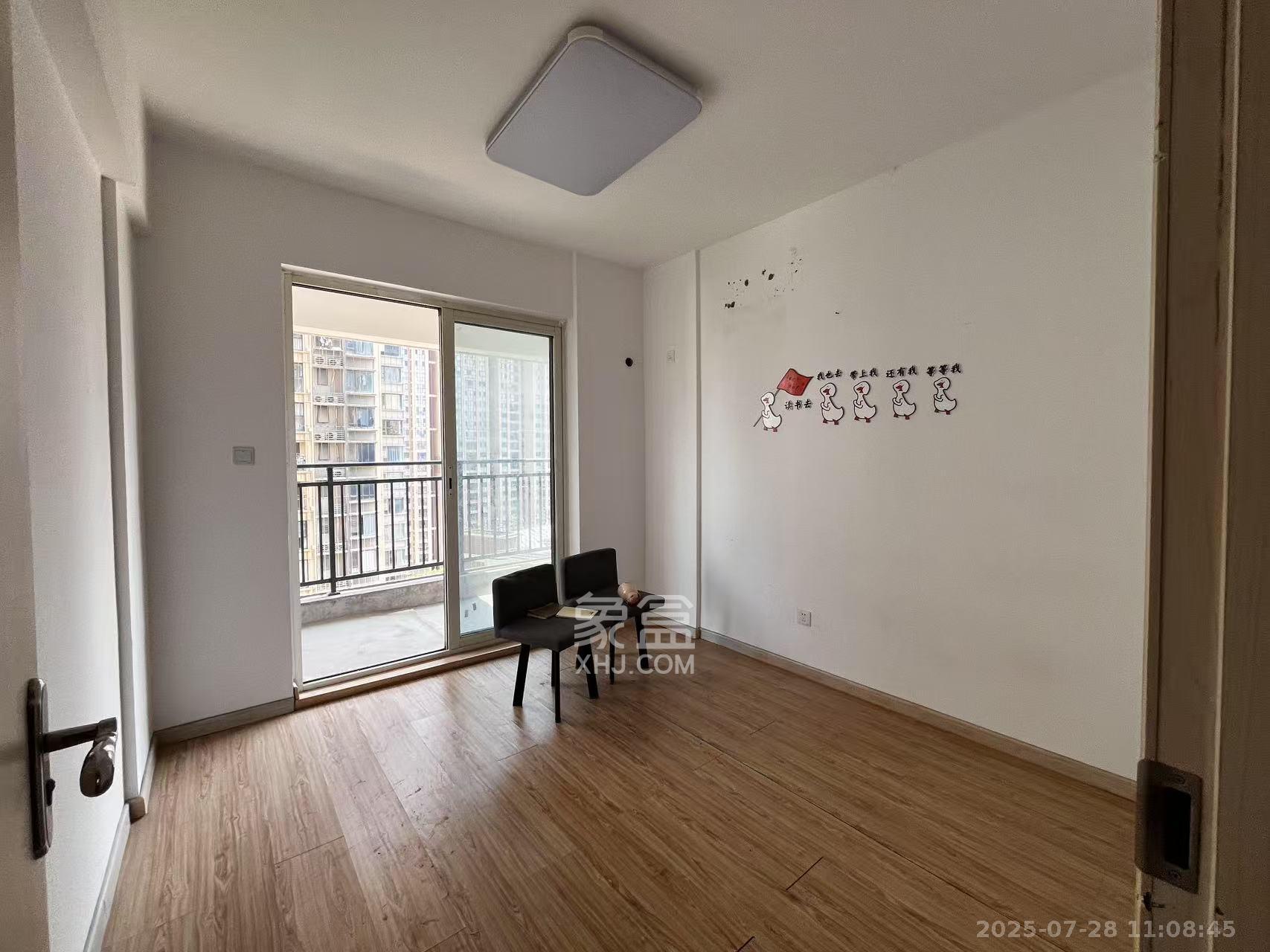 北辰三角洲E7区  4室1厅2卫    3500.0元/月室内图