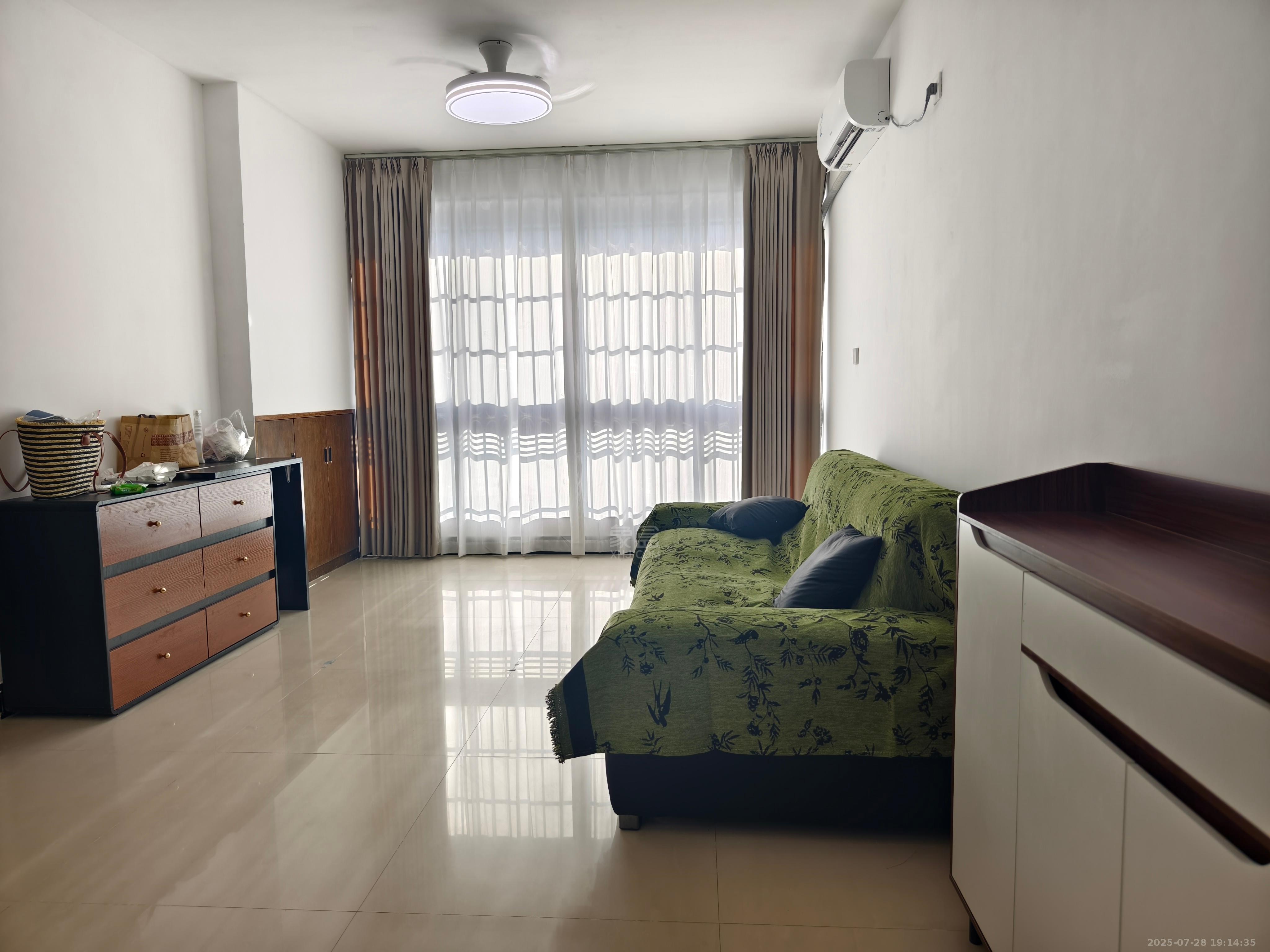 城南春天(金城大厦) 1室1厅1卫 1300.0元/月 城南春天(金城大厦) 1室1厅1卫 1300.0元/月室内图