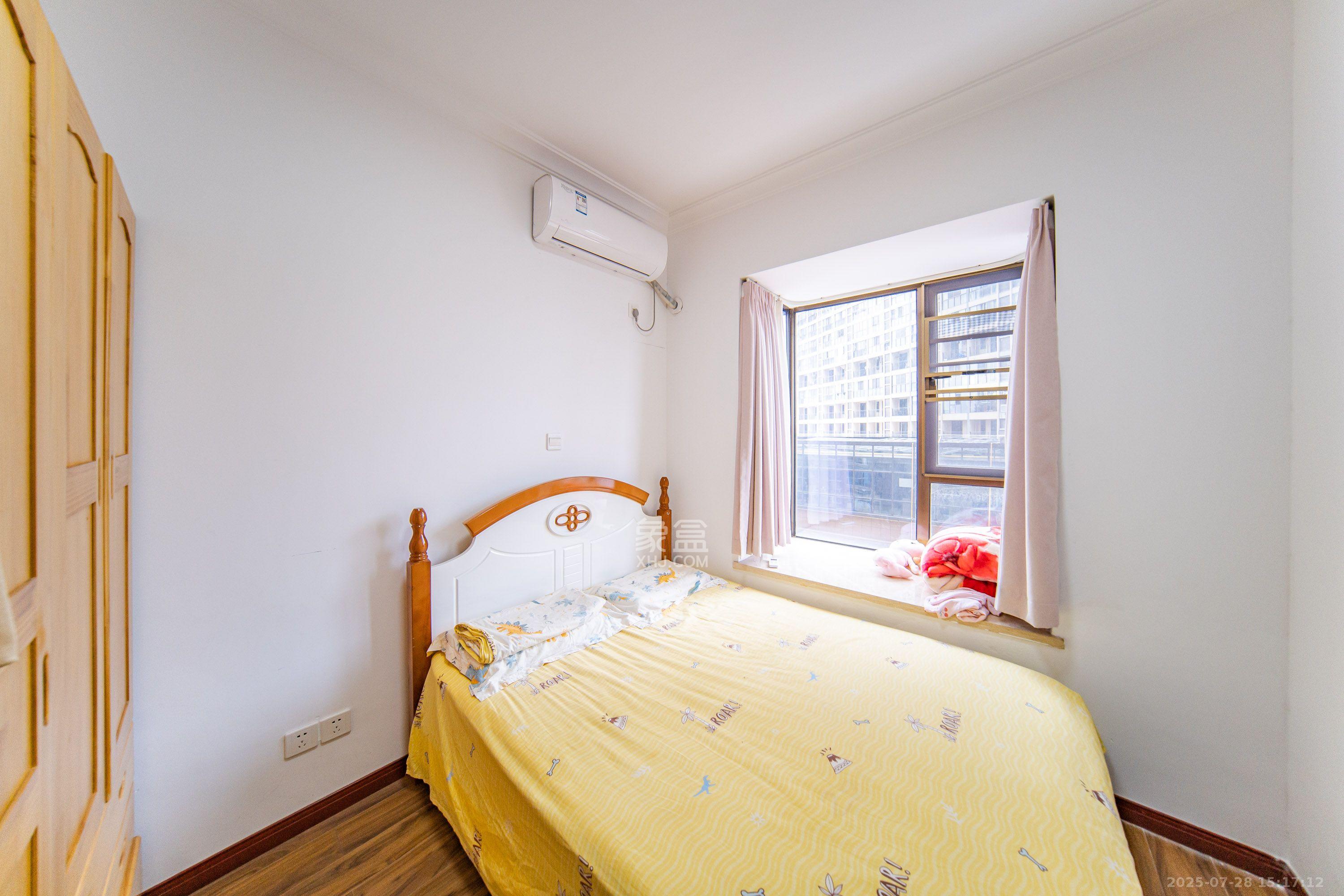 江山帝景哈佛  4室2厅2卫    3000.0元/月室内图