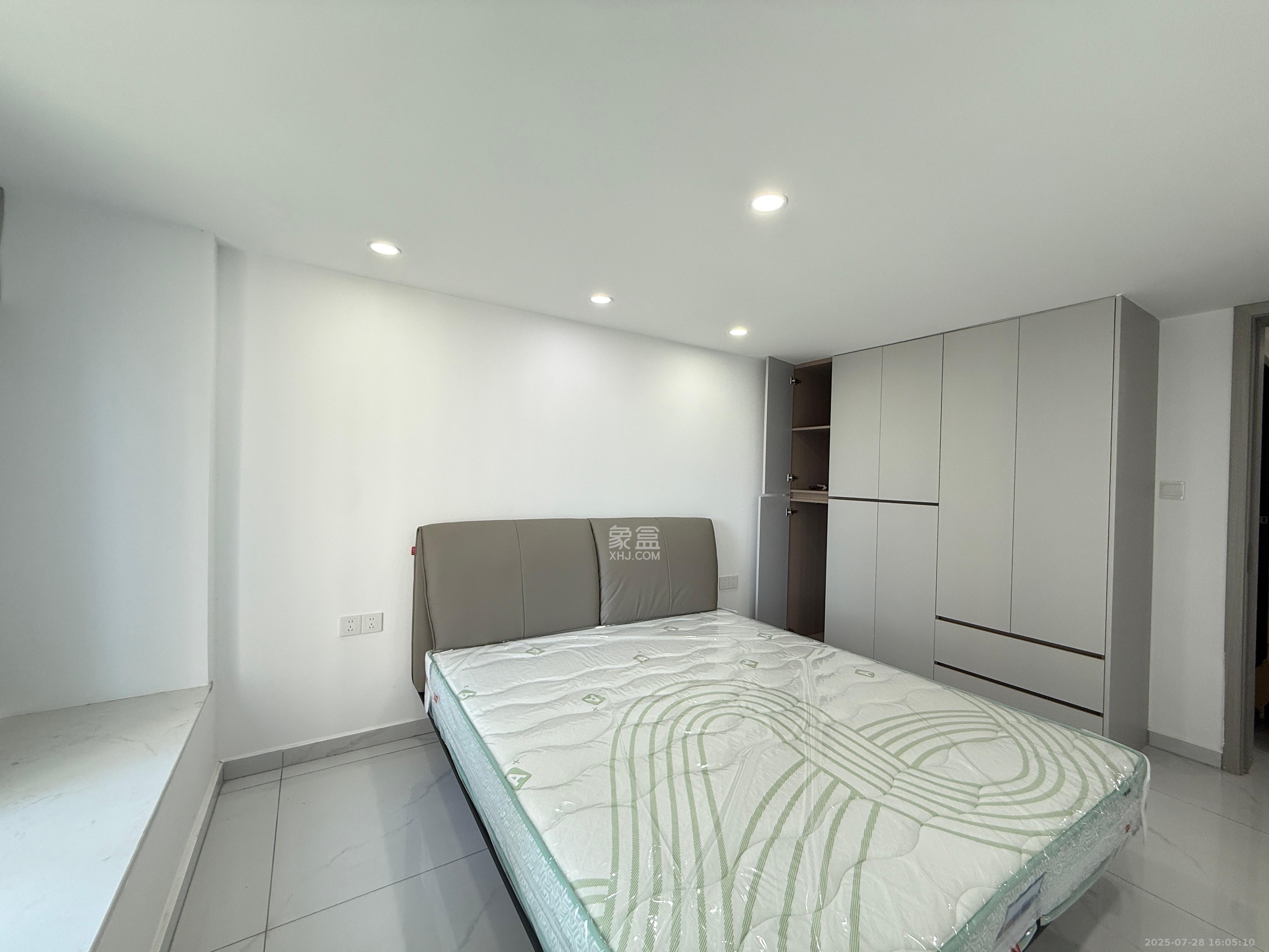 紫鑫中央广场（高铁新城）  3室2厅1卫    2500.0元/月室内图