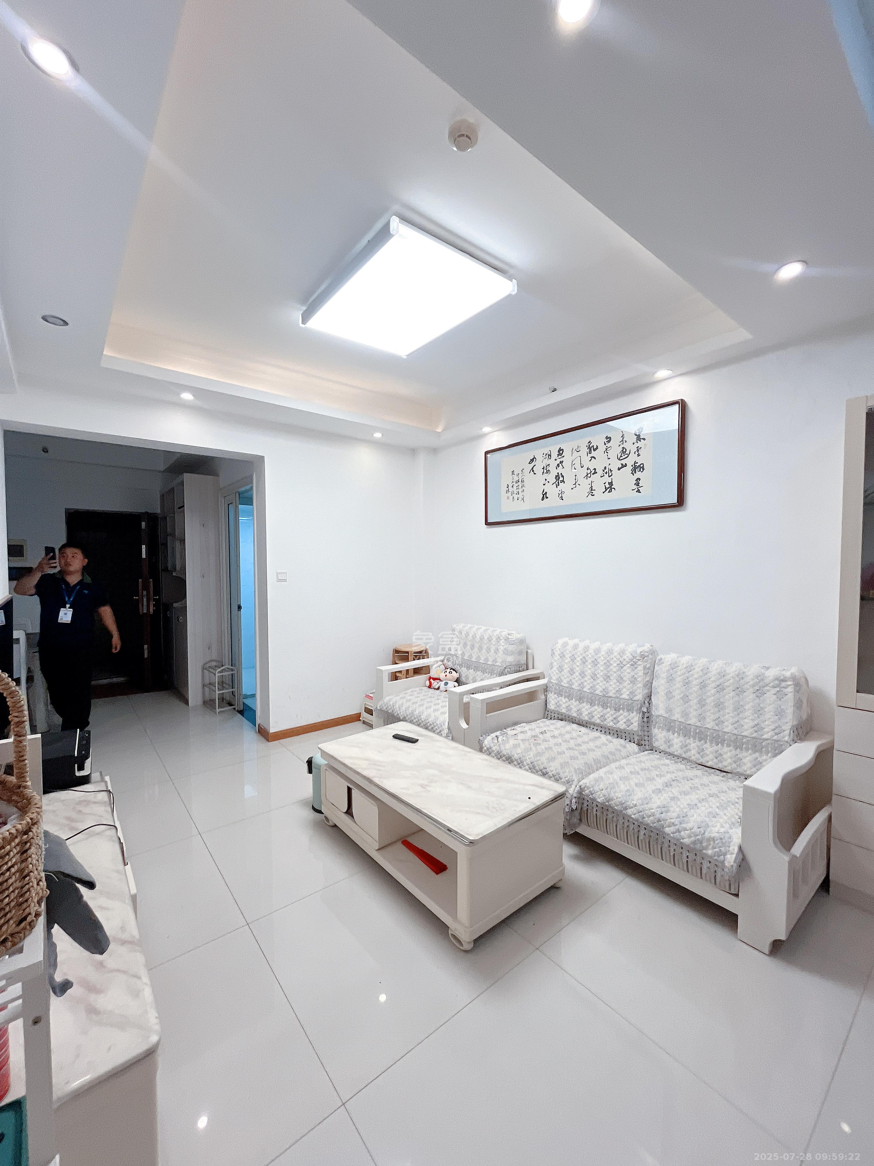 梅溪湖浪琴湾燕联小区  1室0厅0卫    1000.0元/月