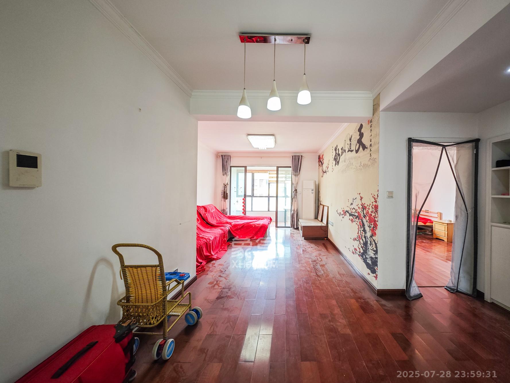 山语城二期  2室1厅1卫    60.0万客厅