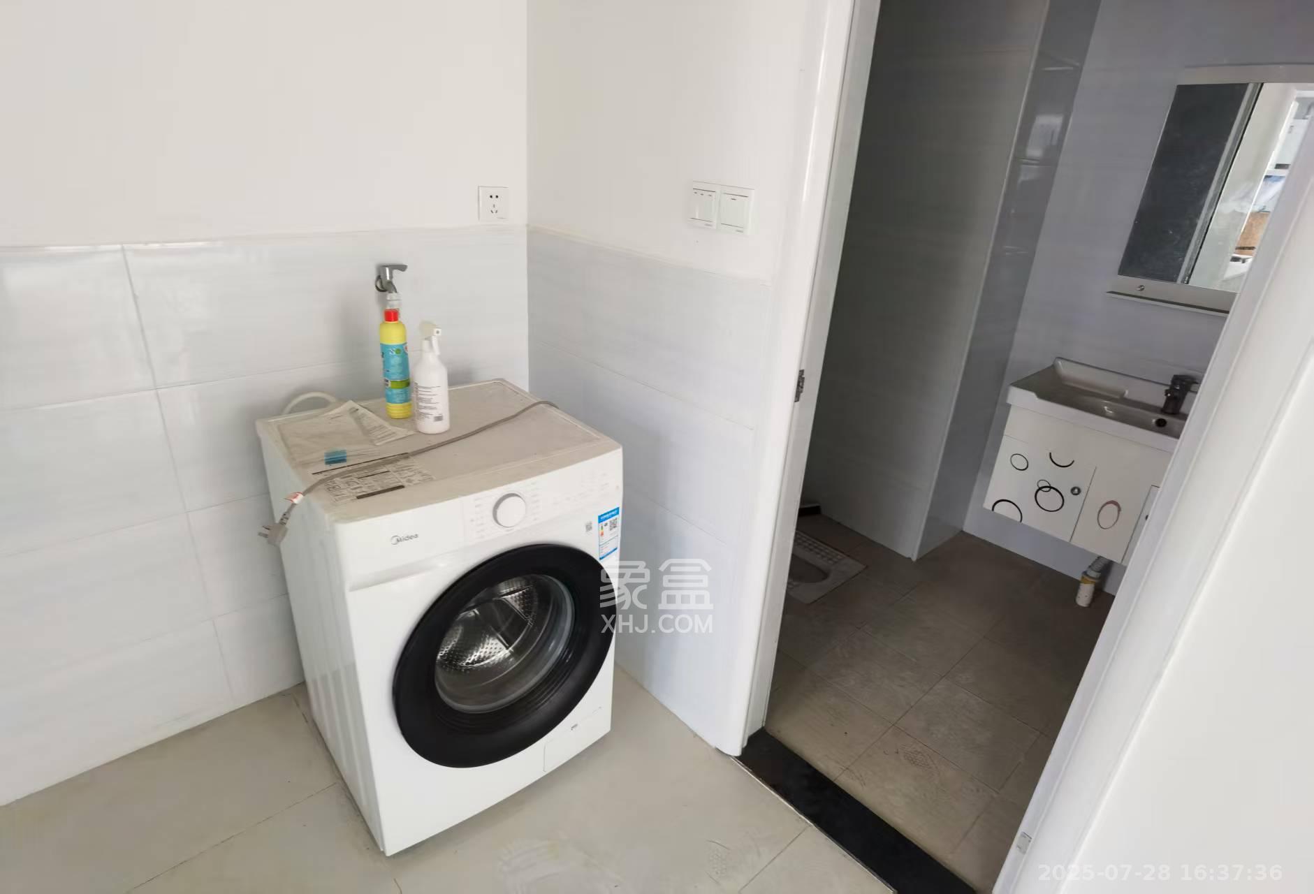北辰三角洲E4区  2室2厅1卫   2600.00元/月室内图