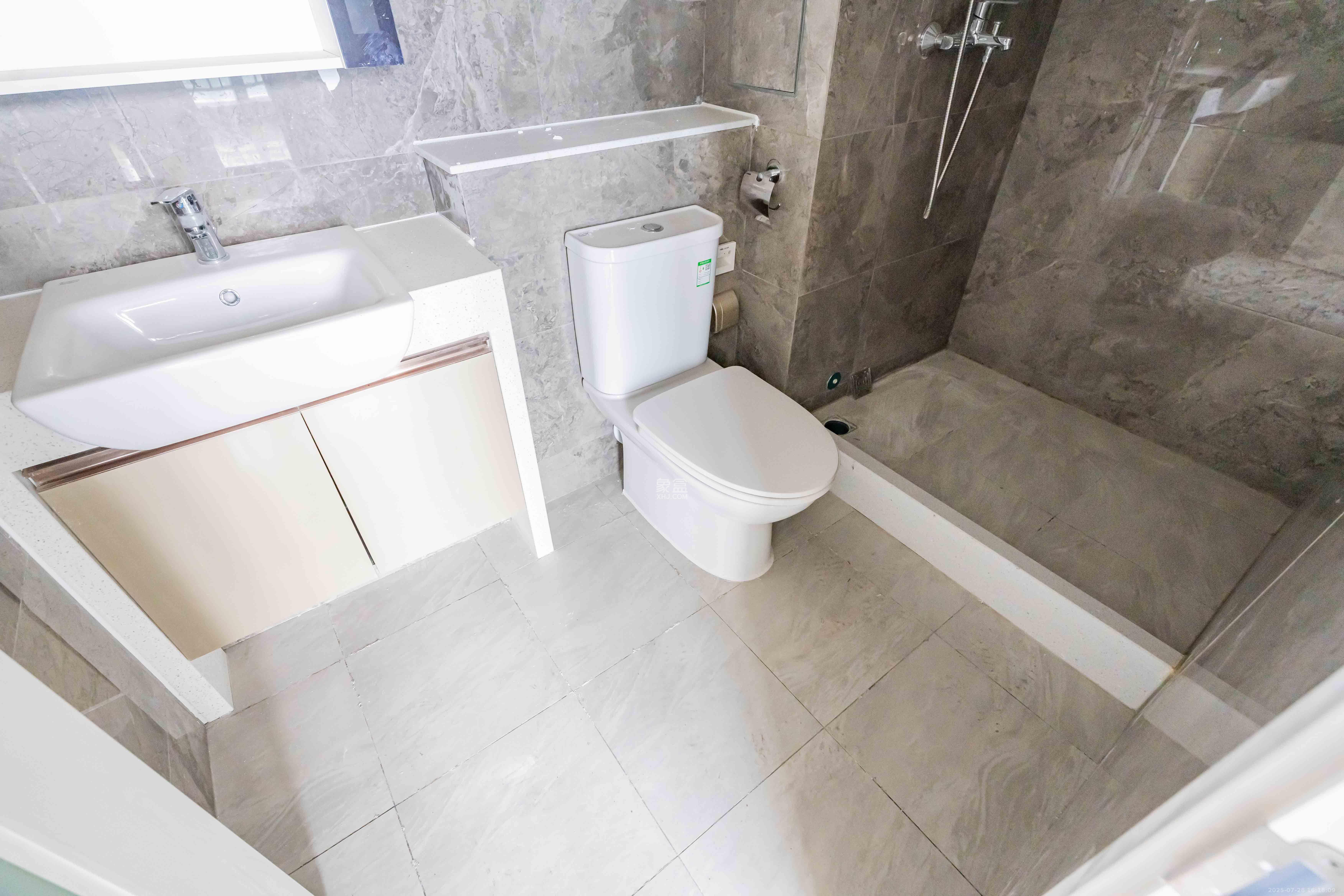 华远华时代 1室1厅1卫 3500.0元/月 华远华时代 1室1厅1卫 3500.0元/月室内图