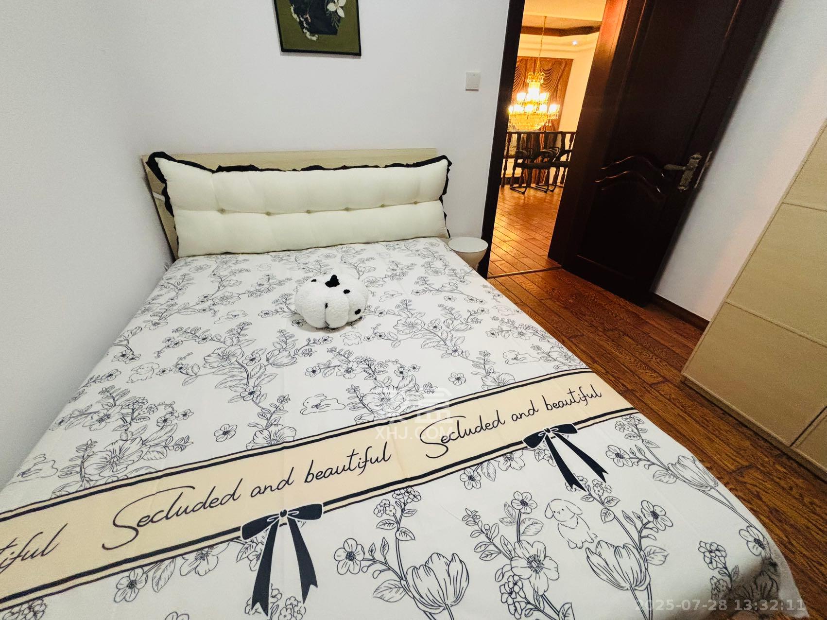 龙湾国际洋房 5室2厅3卫 6500.0元/月 龙湾国际洋房 5室2厅3卫 6500.0元/月室内图