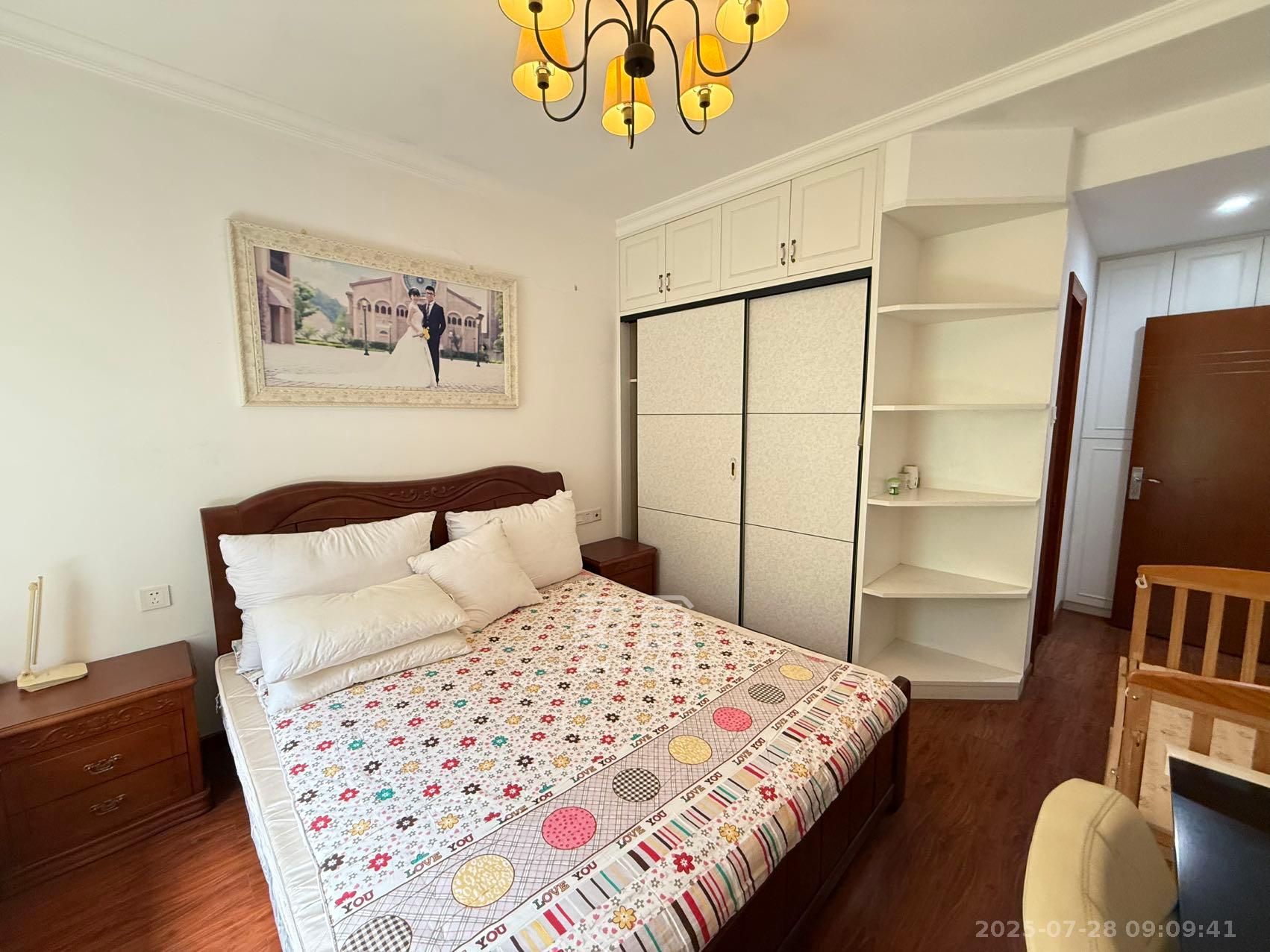 怡海星城 3室2厅2卫 2100.0元/月 怡海星城 3室2厅2卫 2100.0元/月室内图