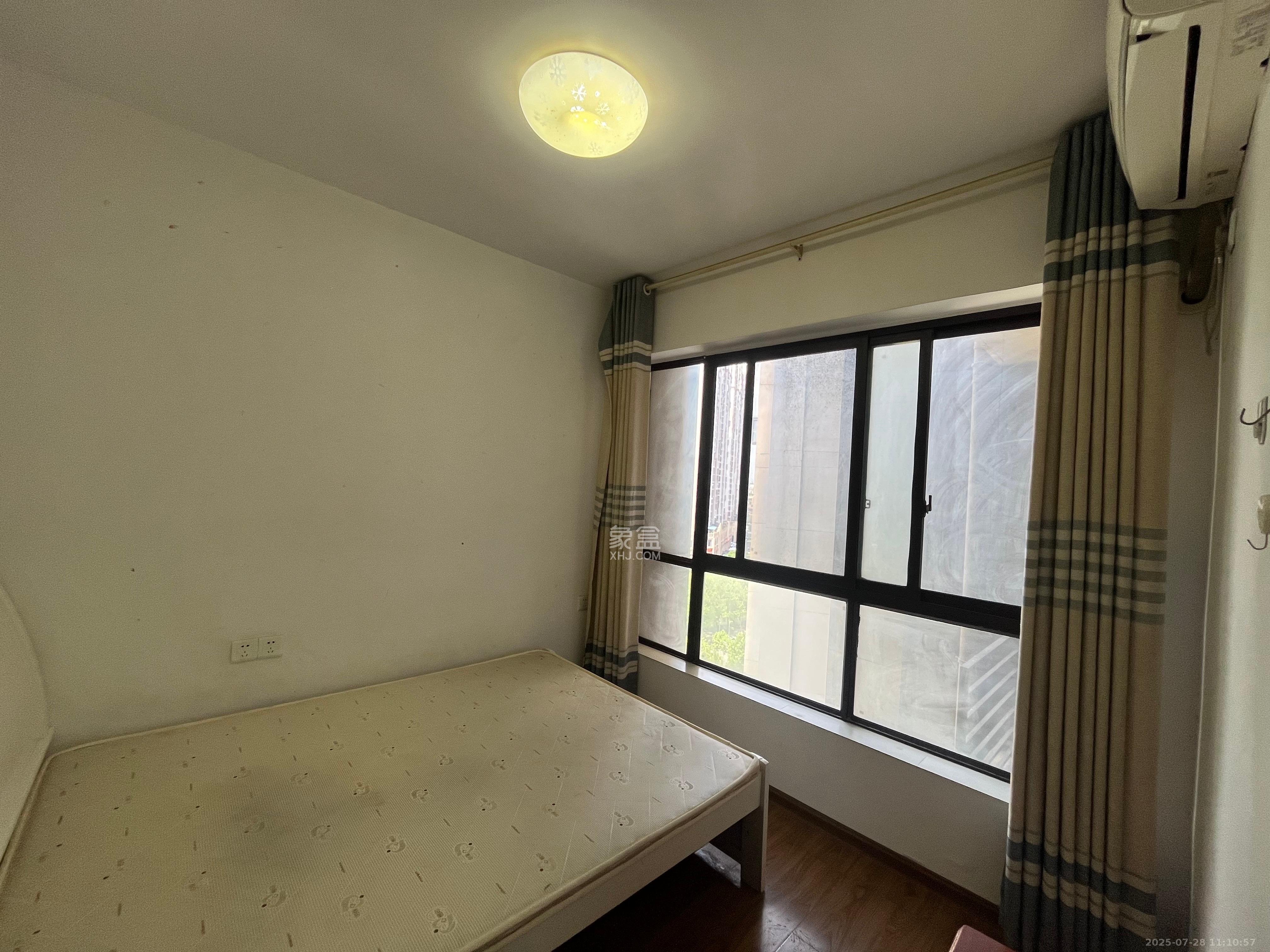 旭辉御府 3室2厅1卫 2300.0元/月 旭辉御府 3室2厅1卫 2300.0元/月室内图