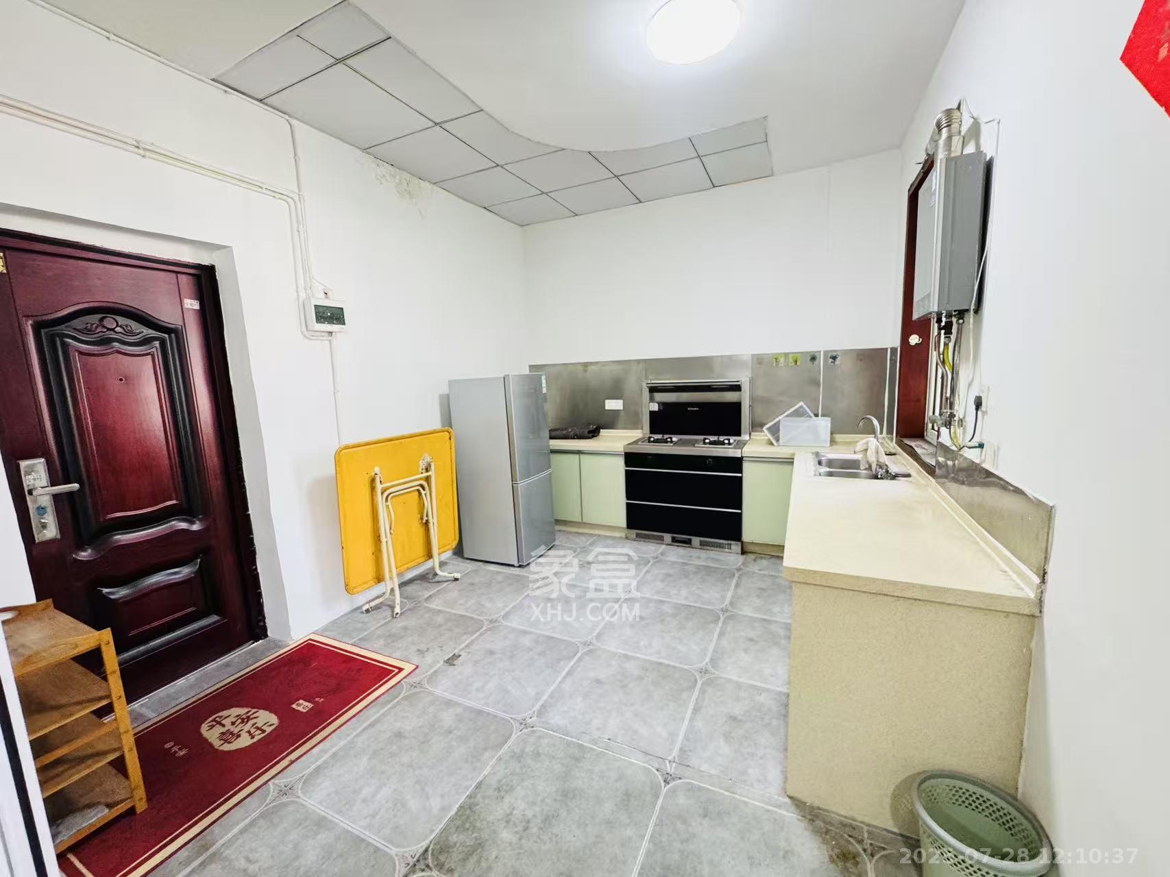 银桥公寓 3室2厅2卫 3300.0元/月 银桥公寓 3室2厅2卫 3300.0元/月室内图