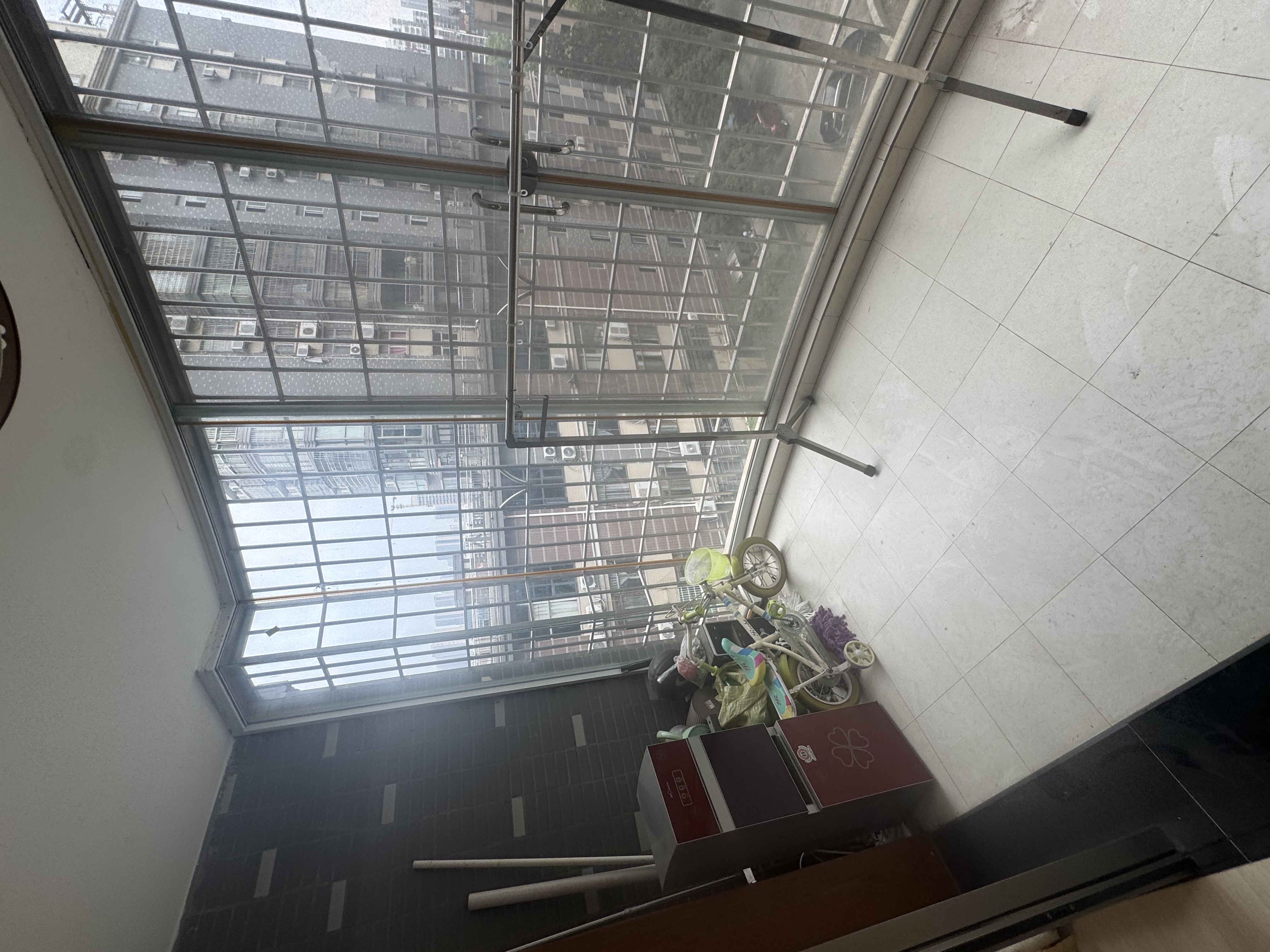 宏谊铭苑  3室2厅2卫    1800.0元/月室内图