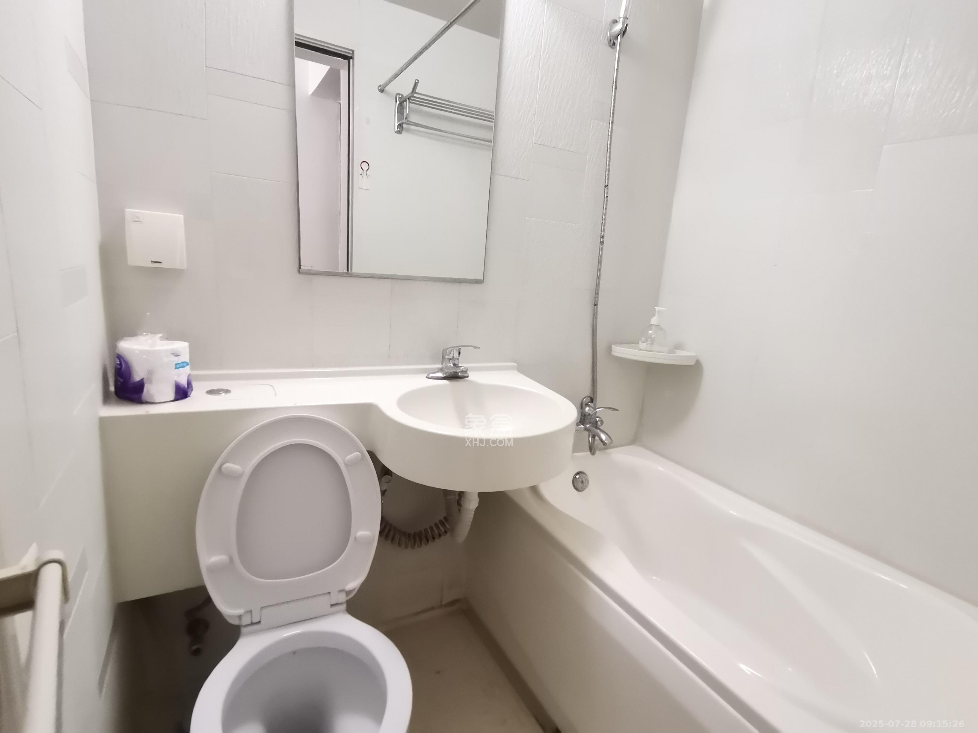 几米空间  1室1厅1卫    1300.0元/月室内图