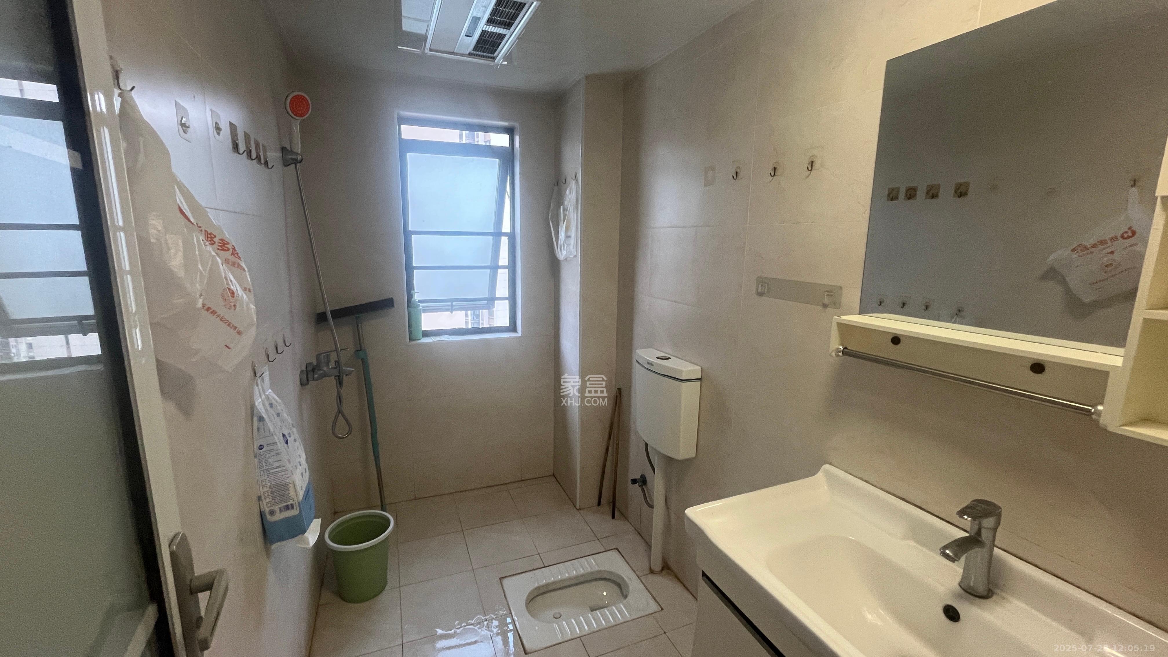 和泓梅溪四季  3室1厅1卫    2100.0元/月室内图