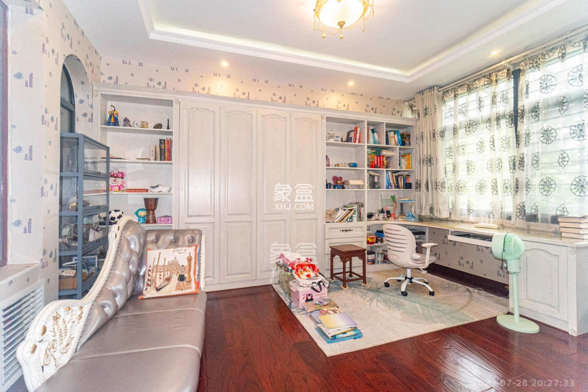 山水湾 5室3厅3卫 460.0万 山水湾 5室3厅3卫 460.0万其他