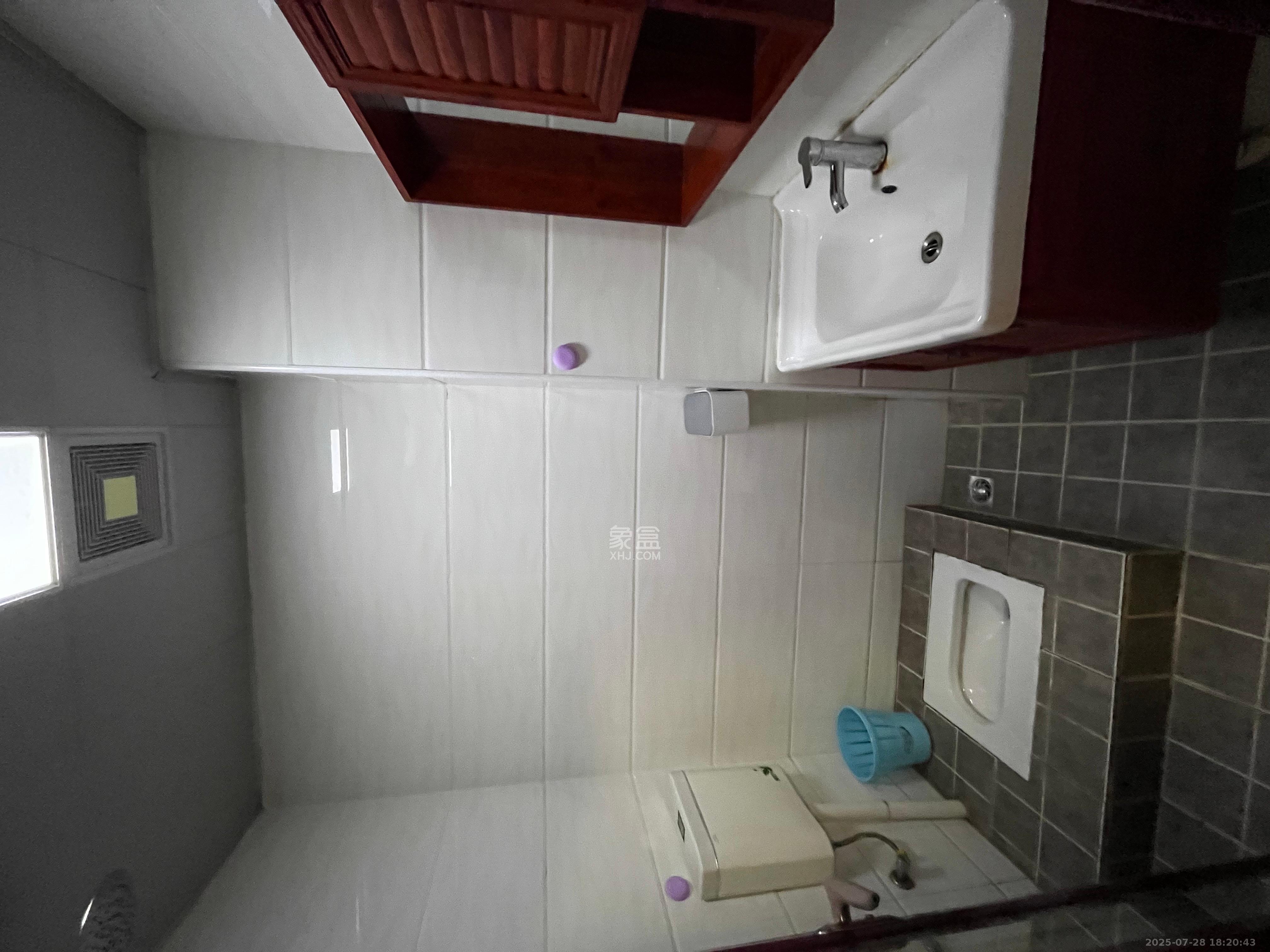 星宇V立方(旭和大厦) 1室1厅1卫 1800.0元/月 星宇V立方(旭和大厦) 1室1厅1卫 1800.0元/月室内图