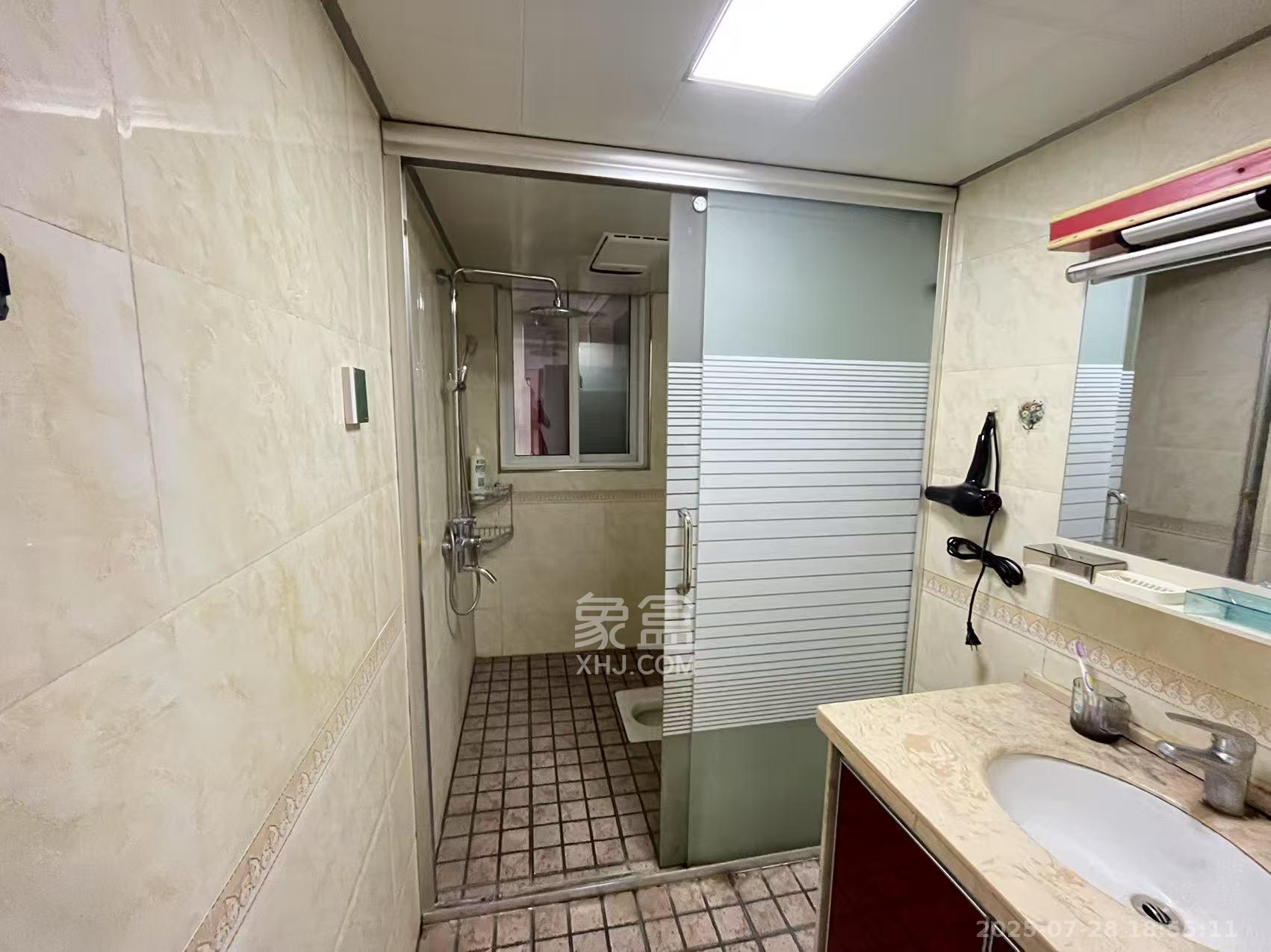 昆仑和府  3室2厅1卫    1400.0元/月室内图